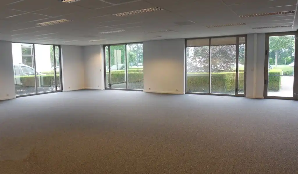 Instapklare kantoren te huur in Latem Business Park foto 2