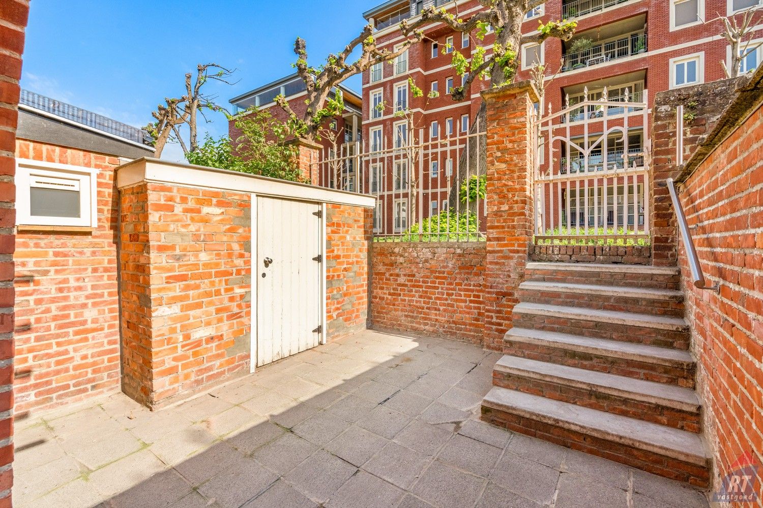 Instapklare woning met stadstuin in hartje Sint-Truiden foto 17