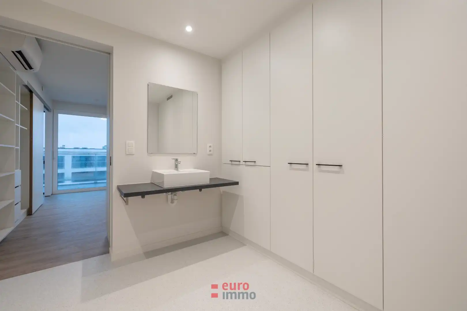 Luxueus uitgeruste assistentiewoning in Veurne! foto 6