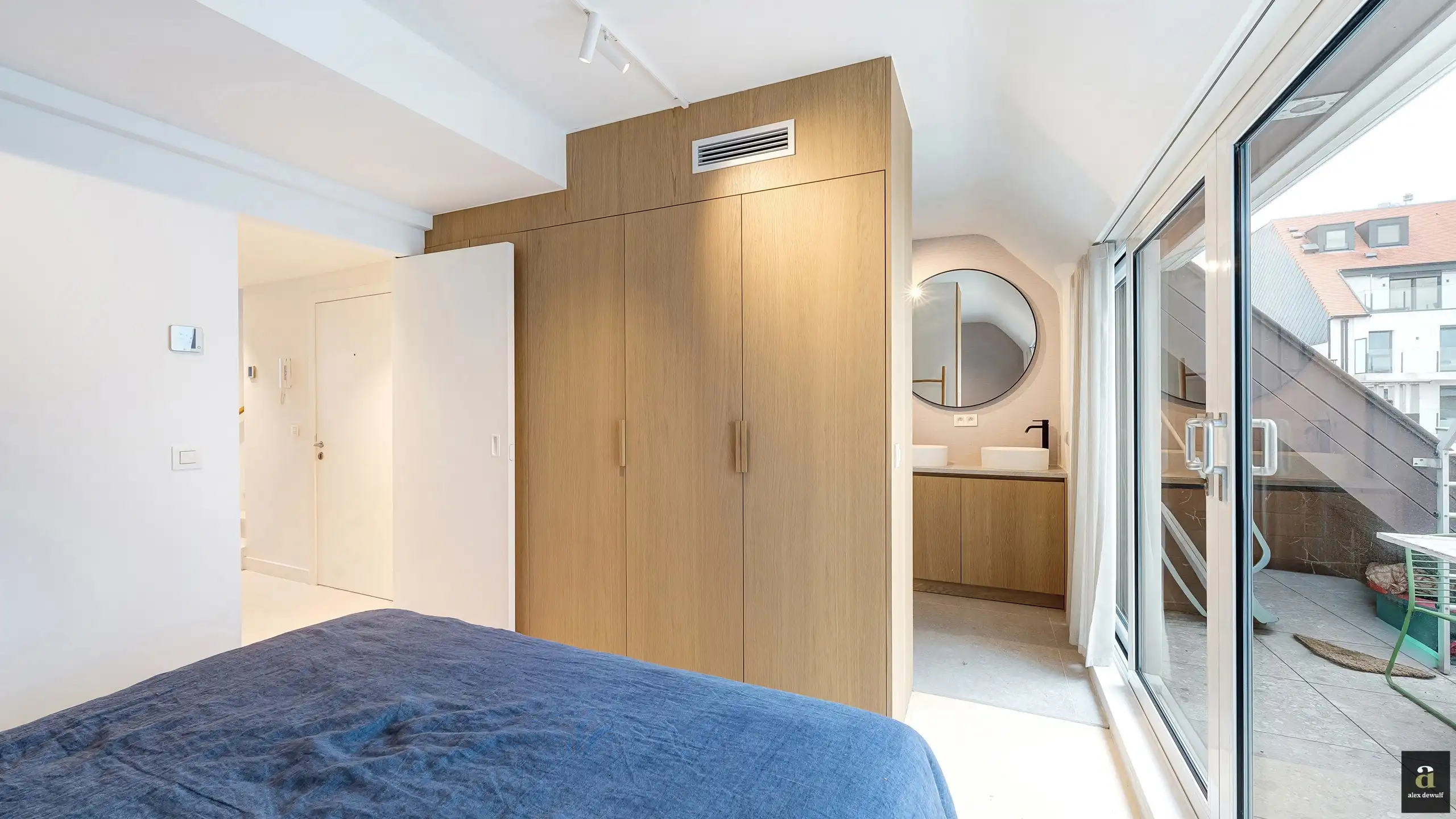 Instapklaar duplexappartement met 3 slaapkamers en terrassen. foto 11