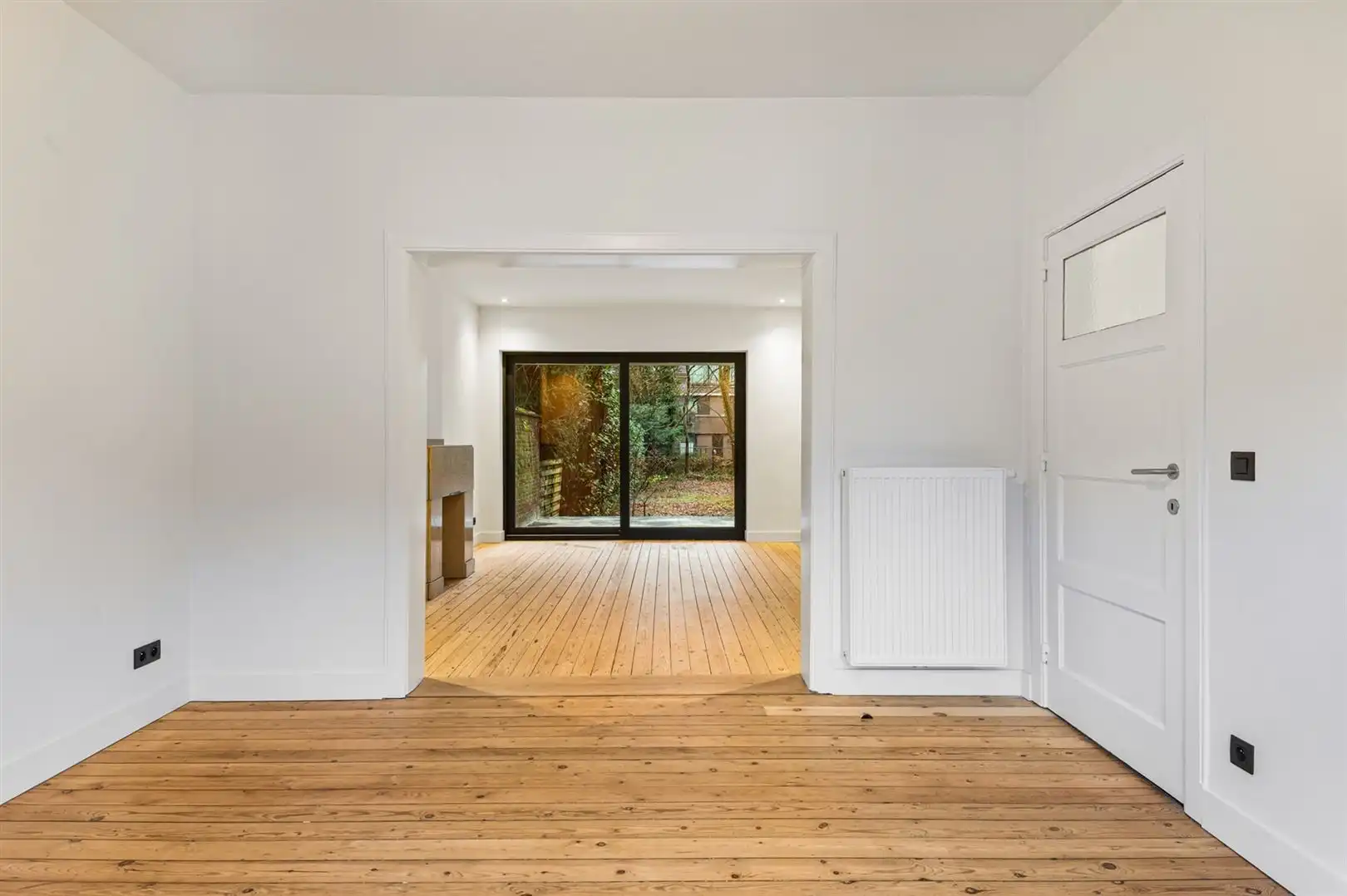 Totaal gerenoveerde woning met 4 à 5 slaapkamers in Ekerse dorpskern. foto 5