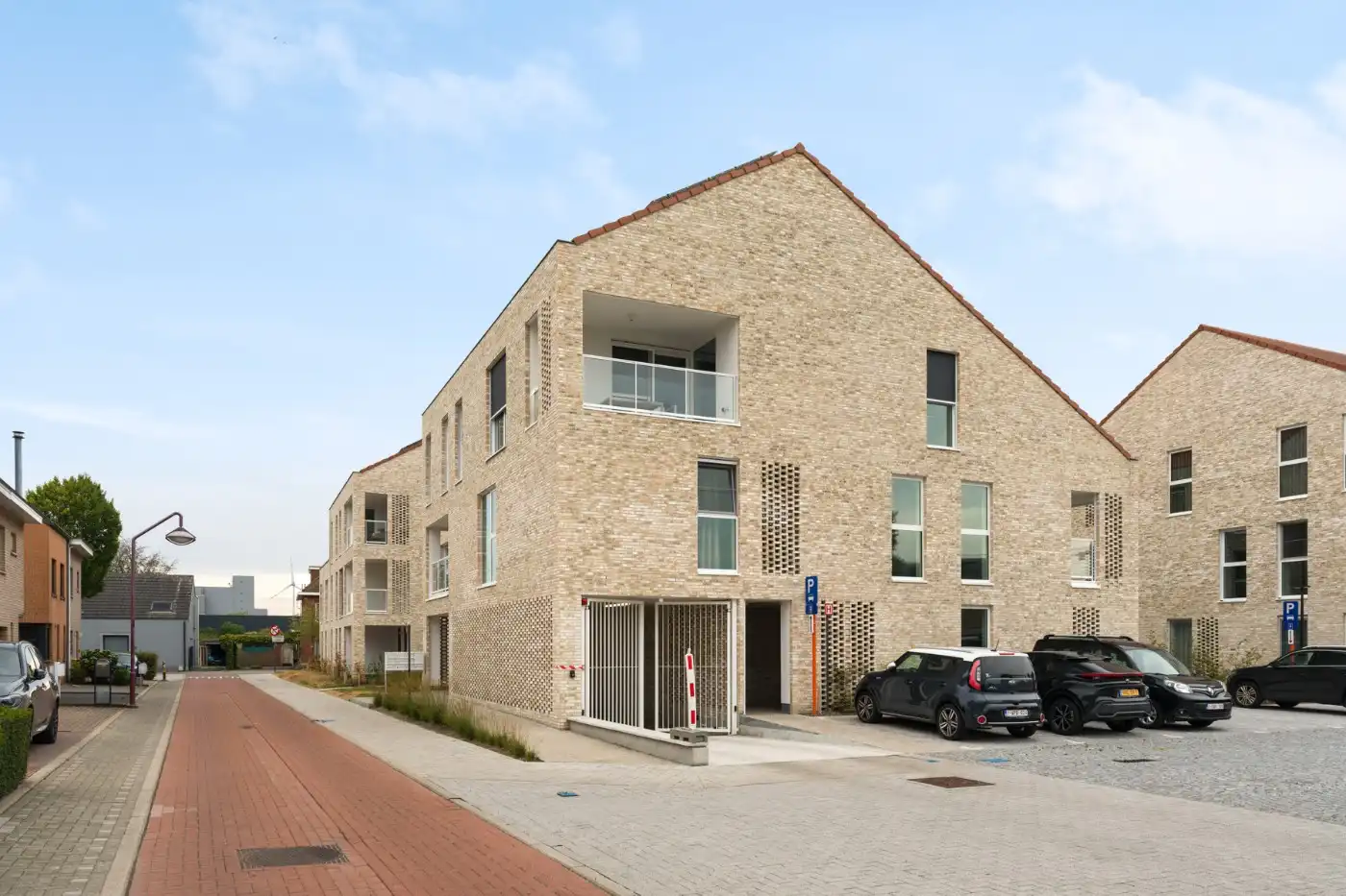 Prachtig, centraal gelegen app. op 2e verd. met 2 slpk., terras en autostaanplaats foto 23