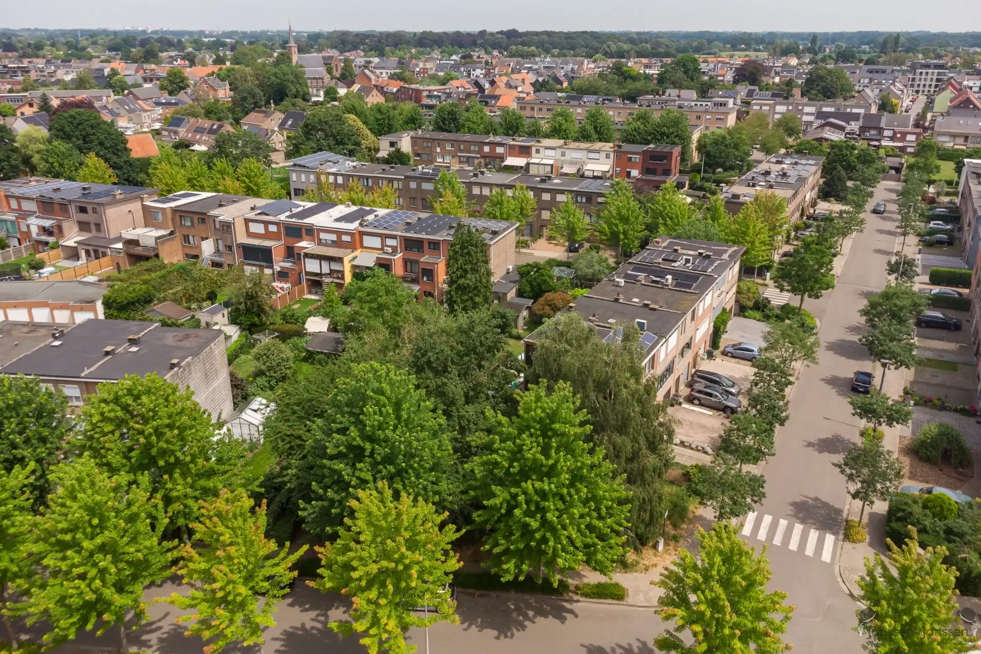 Bouwgrond van 386m² op centrale ligging voor HOB  foto 5