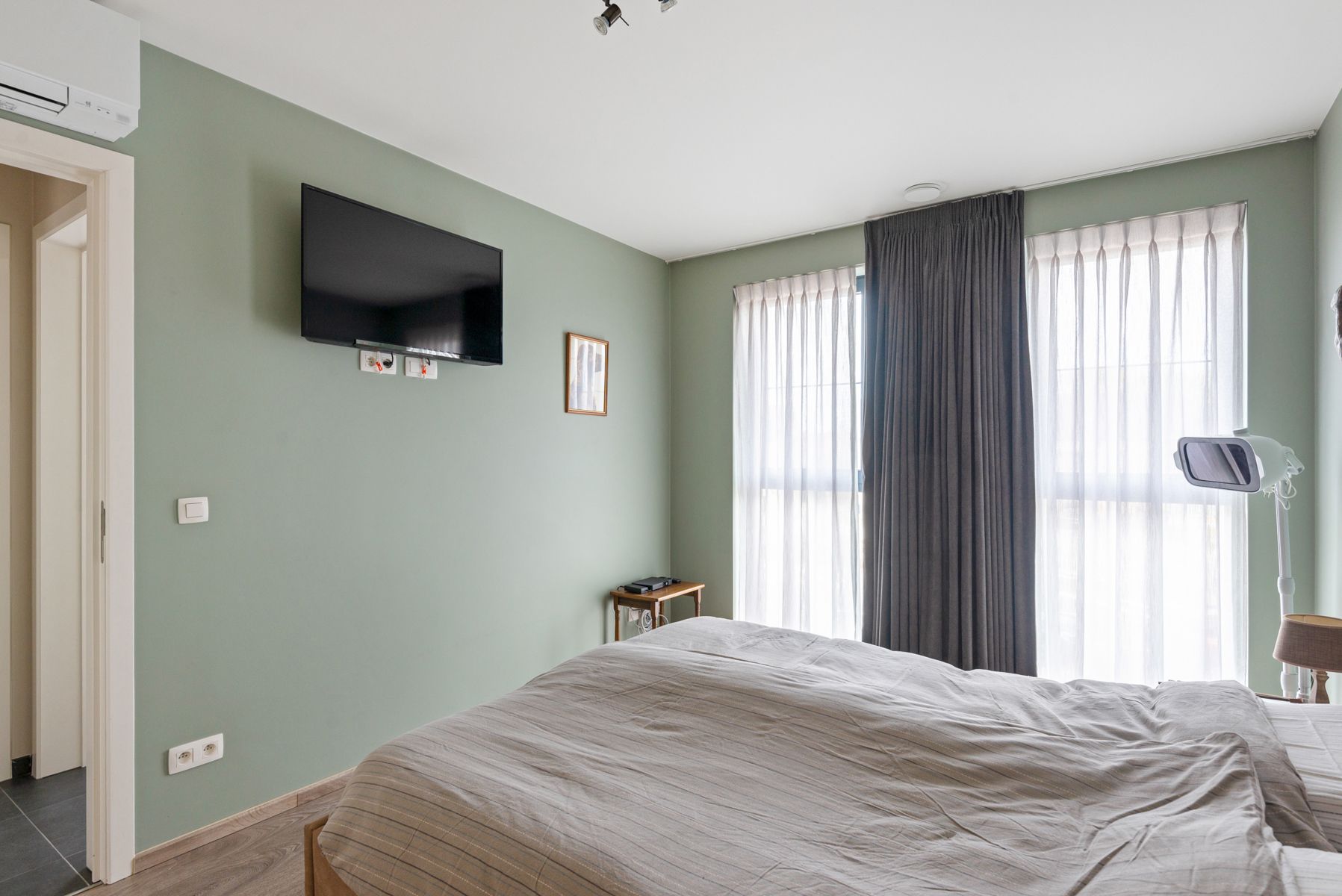 Modern en ruim appartement te koop op toplocatie. foto 14