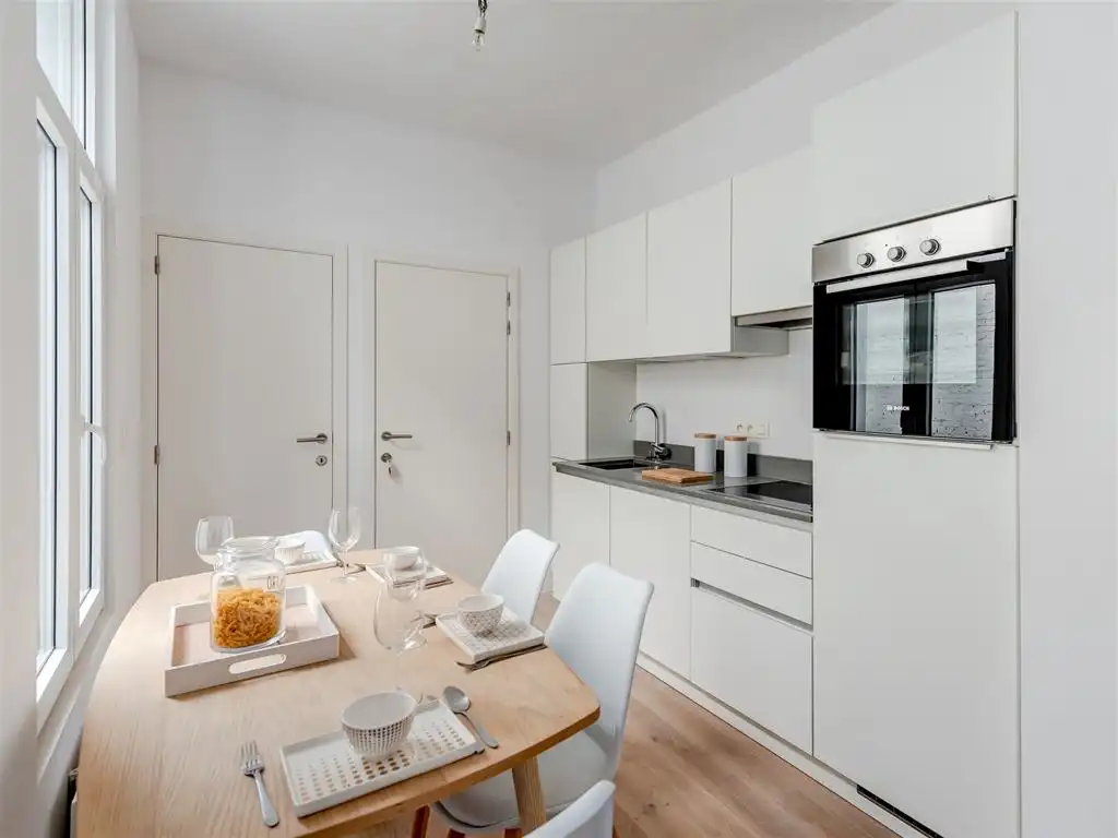 Instapklaar appartement vlakbij Zurenborg foto 3