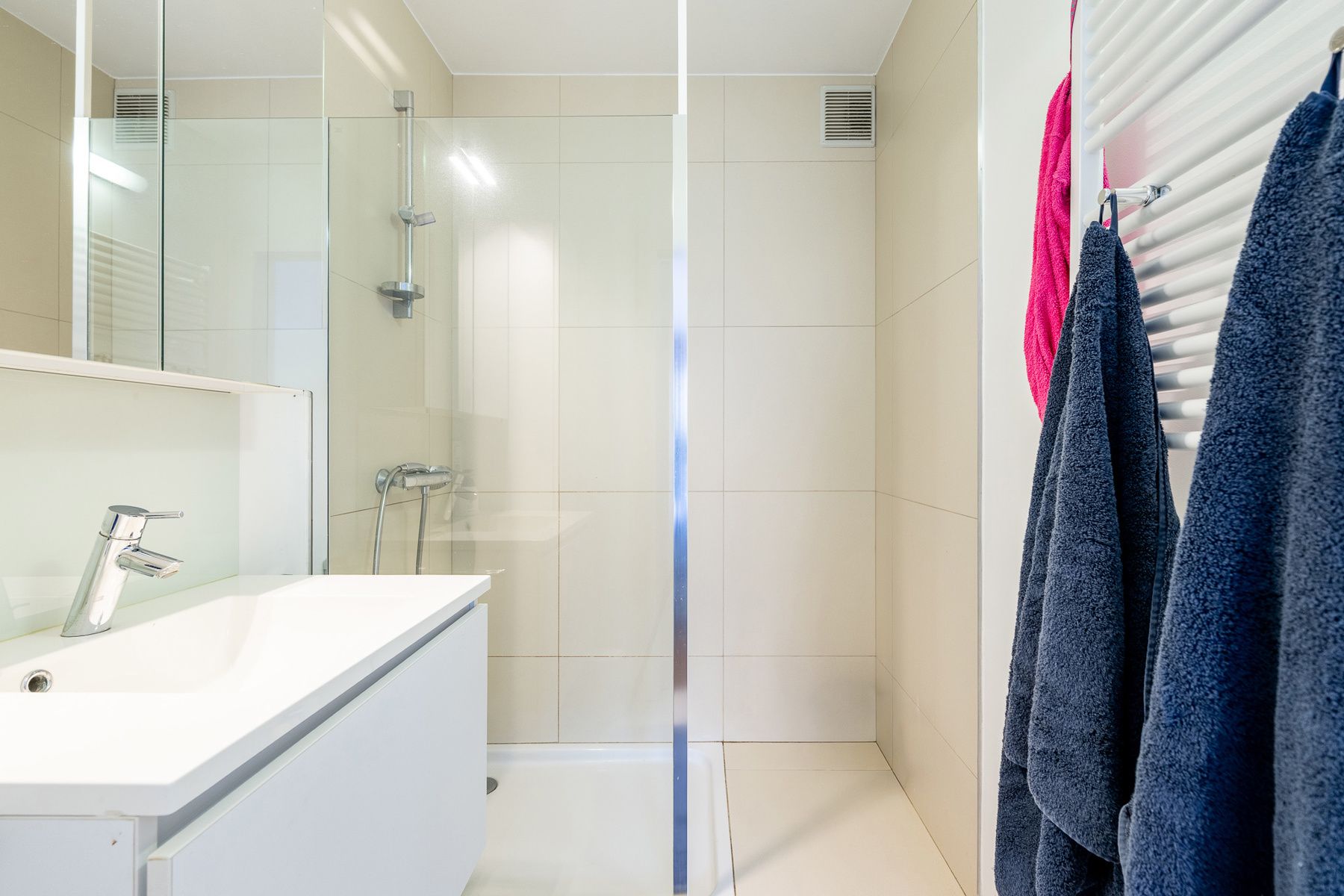 Stijlvol appartement met uitstekende centrale ligging foto 13