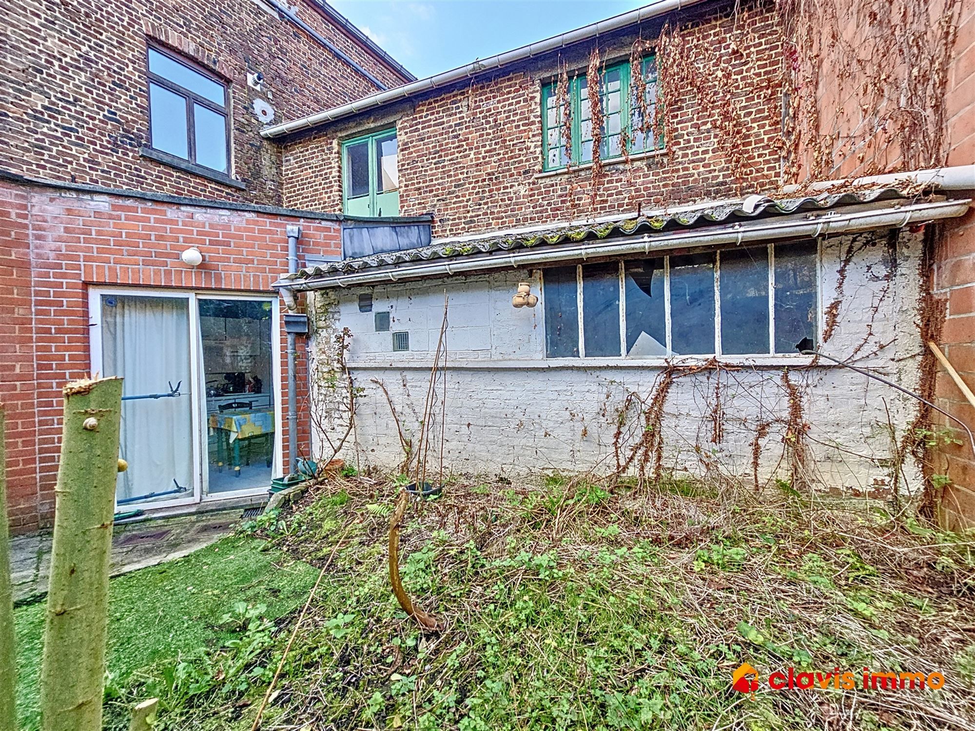 Volledig te renoveren woning met tal van mogelijkheden foto 8