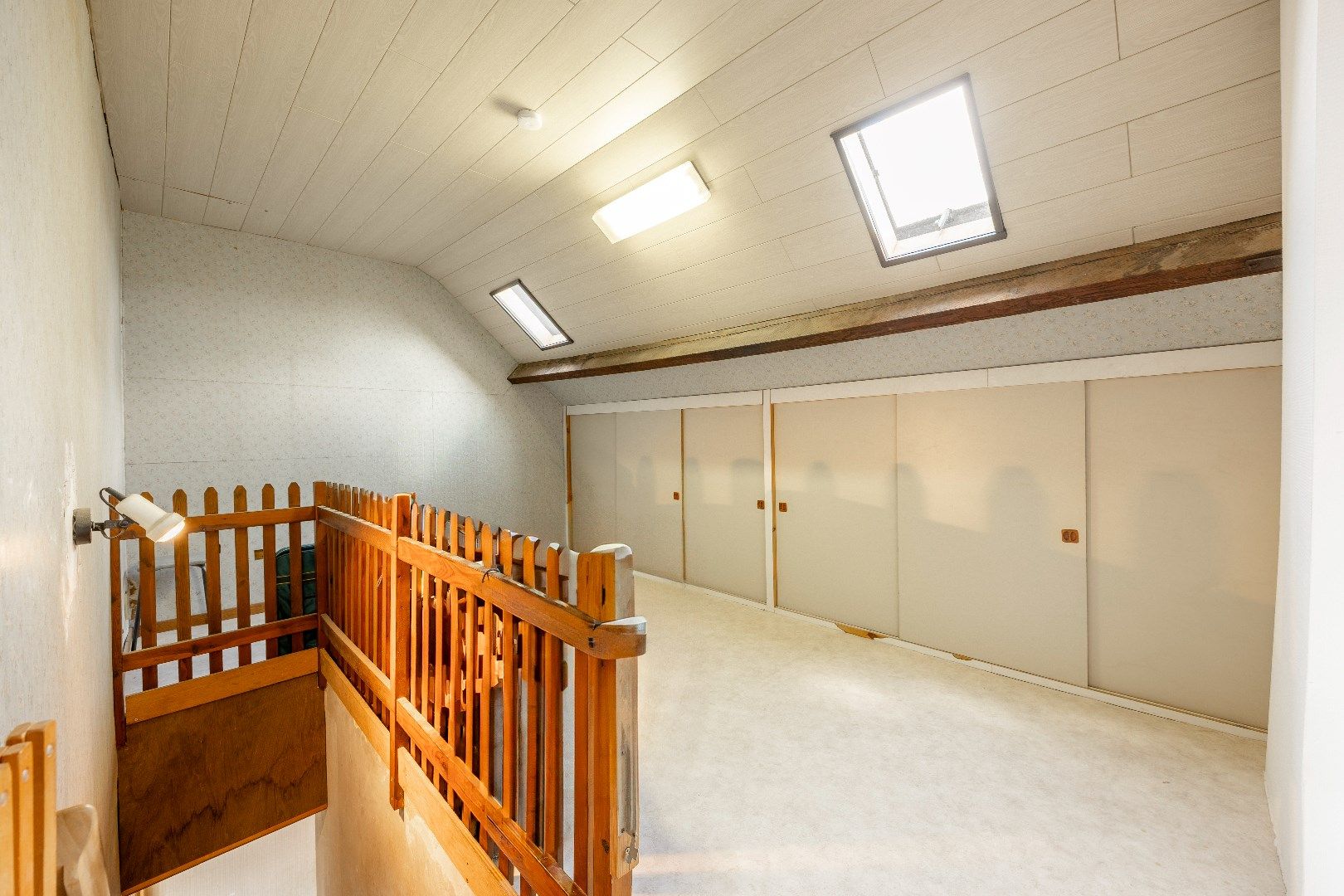 Ruime woning met 3 slaapkamers en tuin foto 11