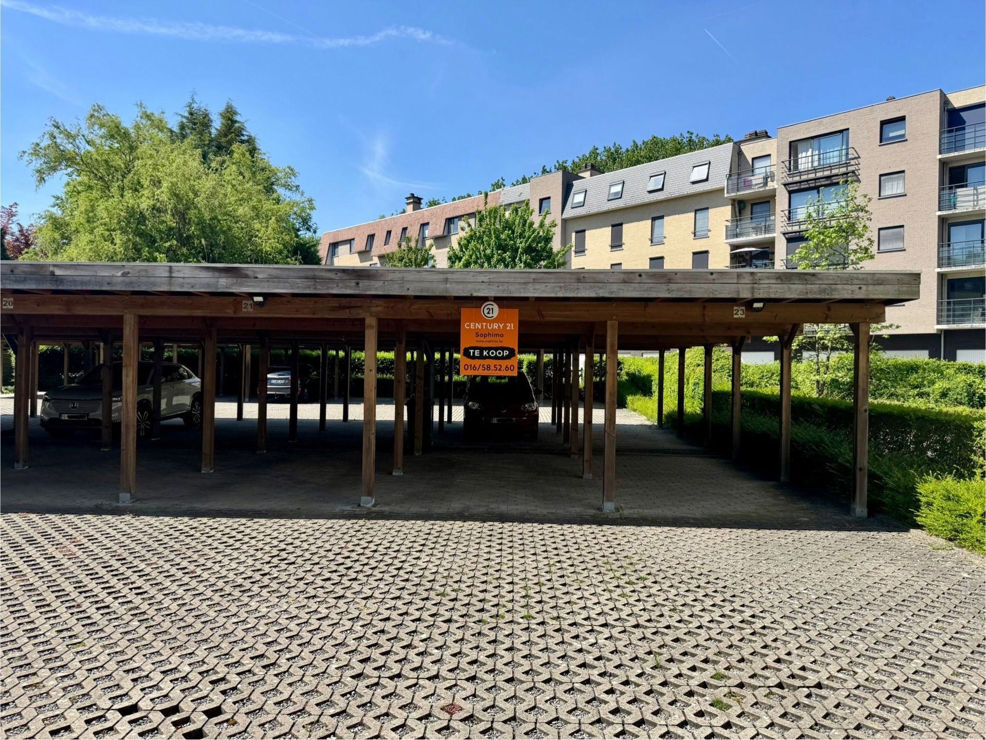 Carport op uitstekende locatie te Kessel-Lo foto 3