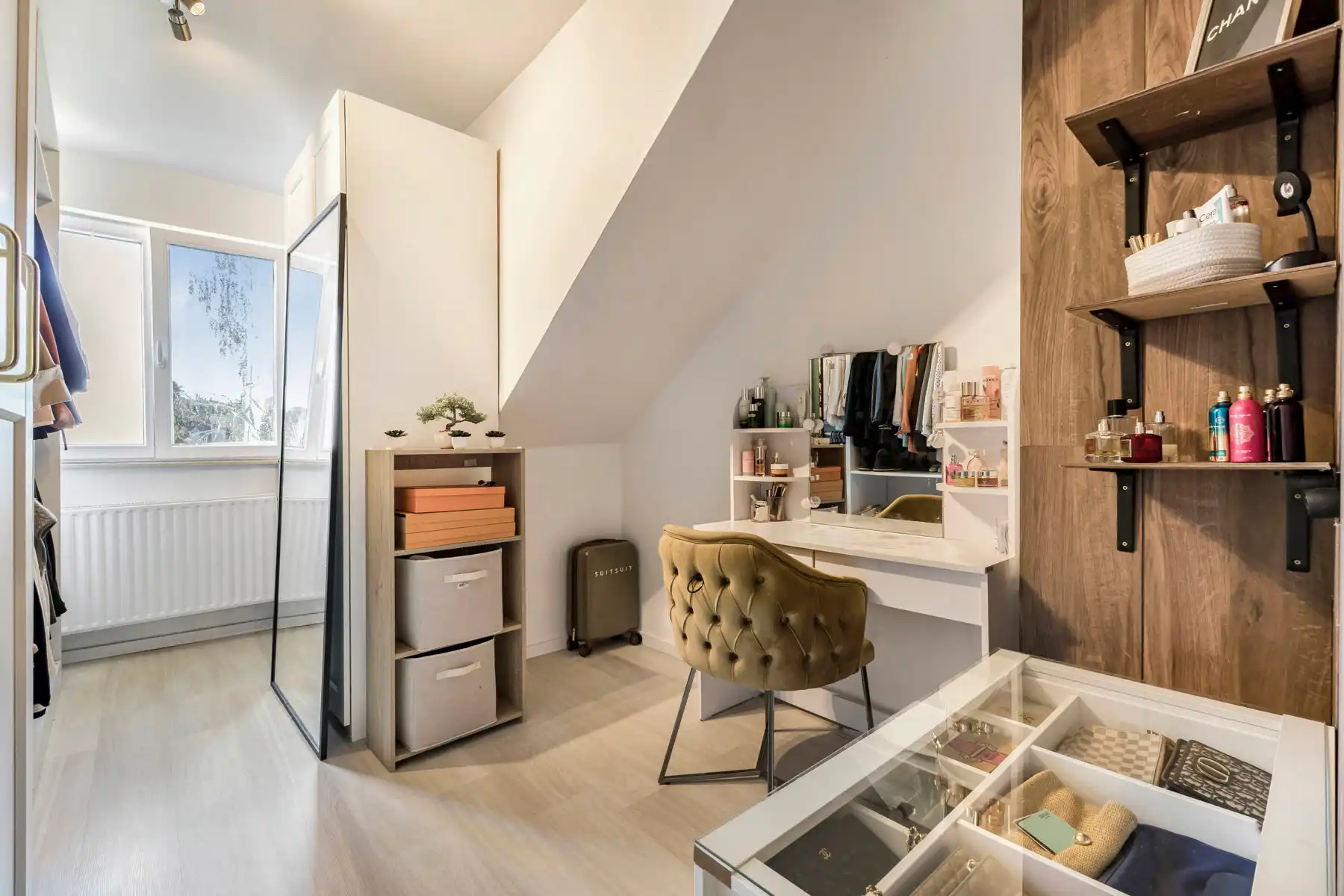 Goed gelegen woning met 4 slaapkamers en 3 badkamers foto 22