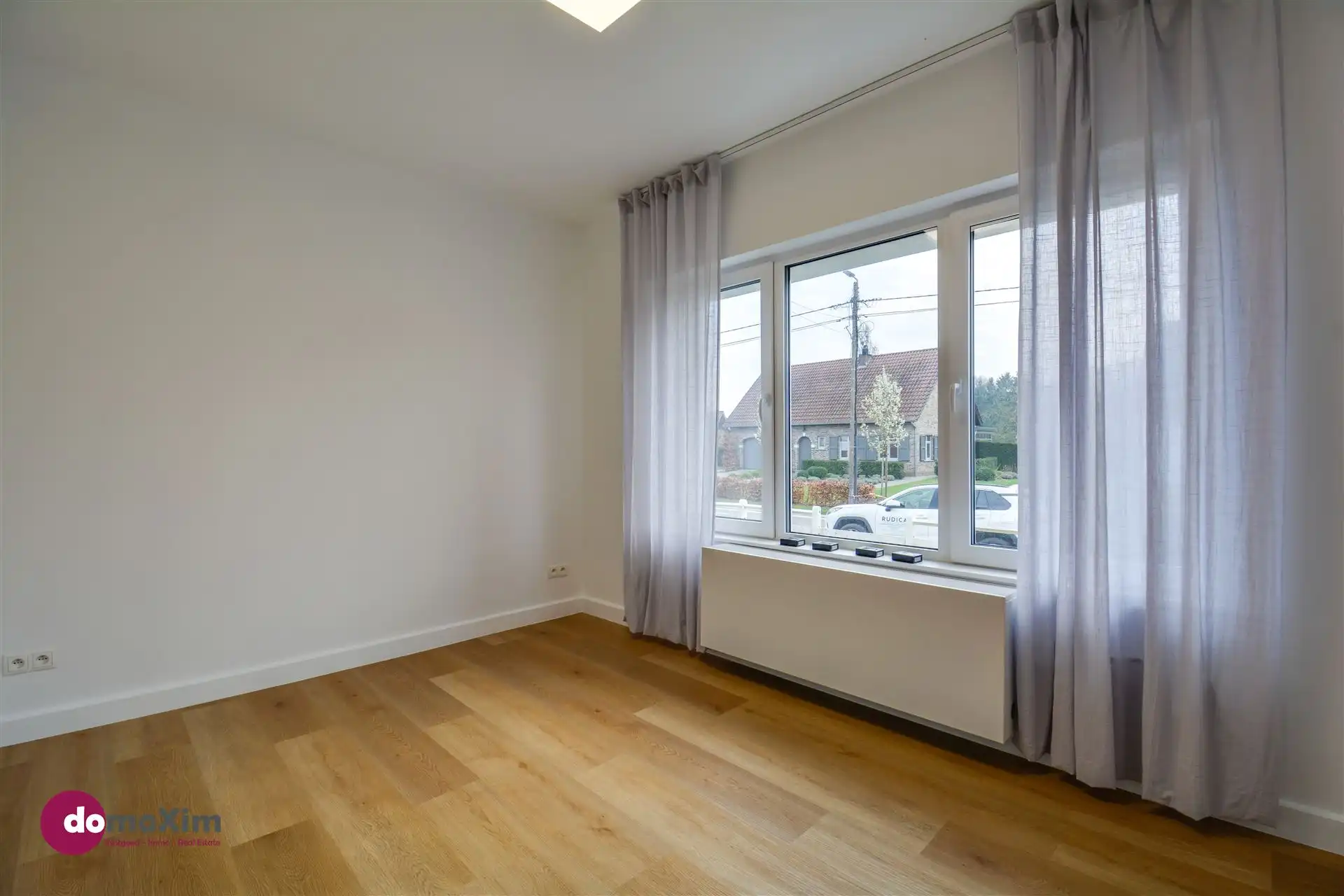 Charmante, recent gerenoveerde woning met 4 slaapkamers in Baal foto 4