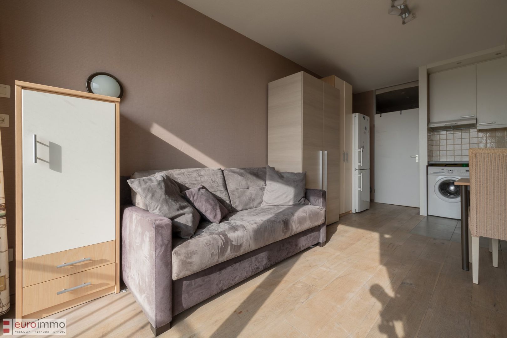 Super gerenoveerde studio! foto 3