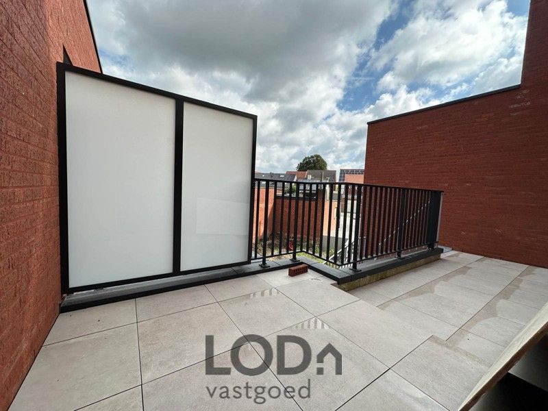 Instapklaar NIEUWBOUWAPPARTEMENT op een uitstekende locatie! foto 9