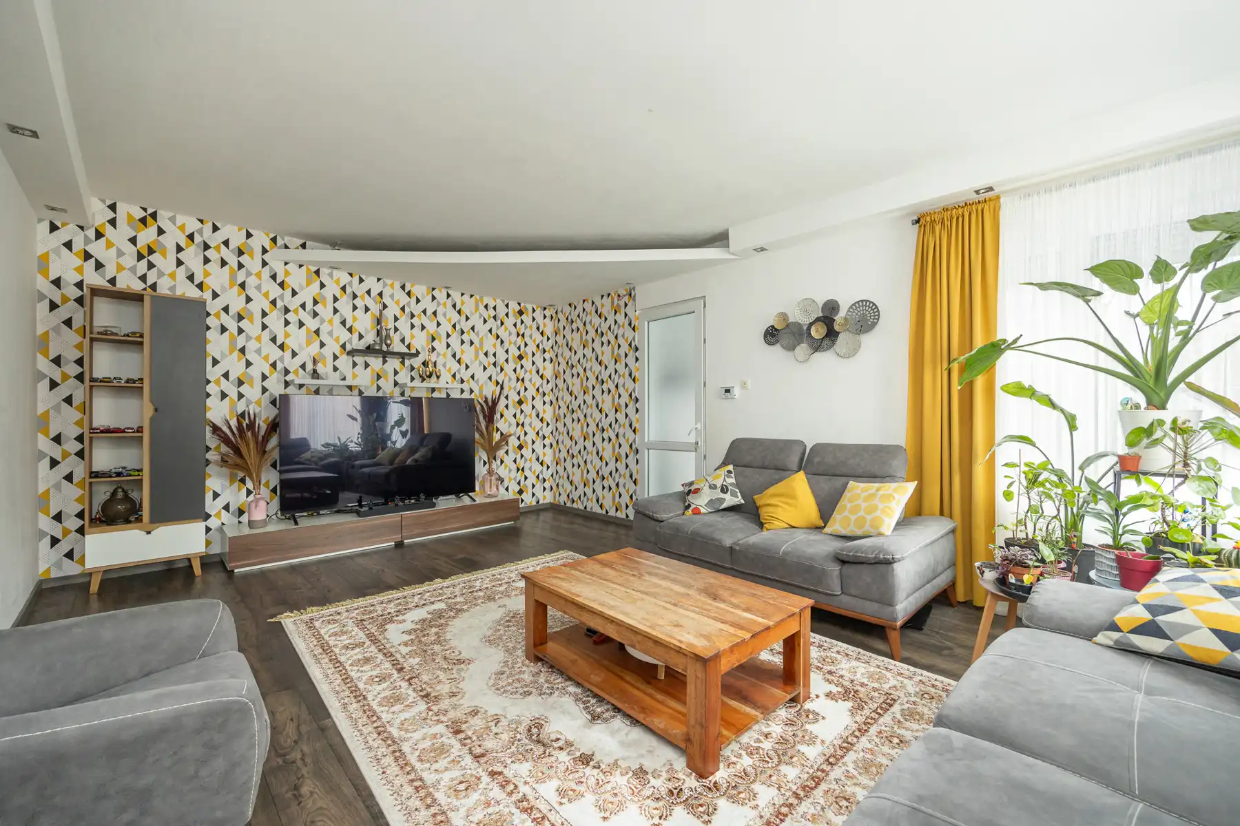 Waauw, ontdek deze charmante en recent vernieuwde woning foto 10