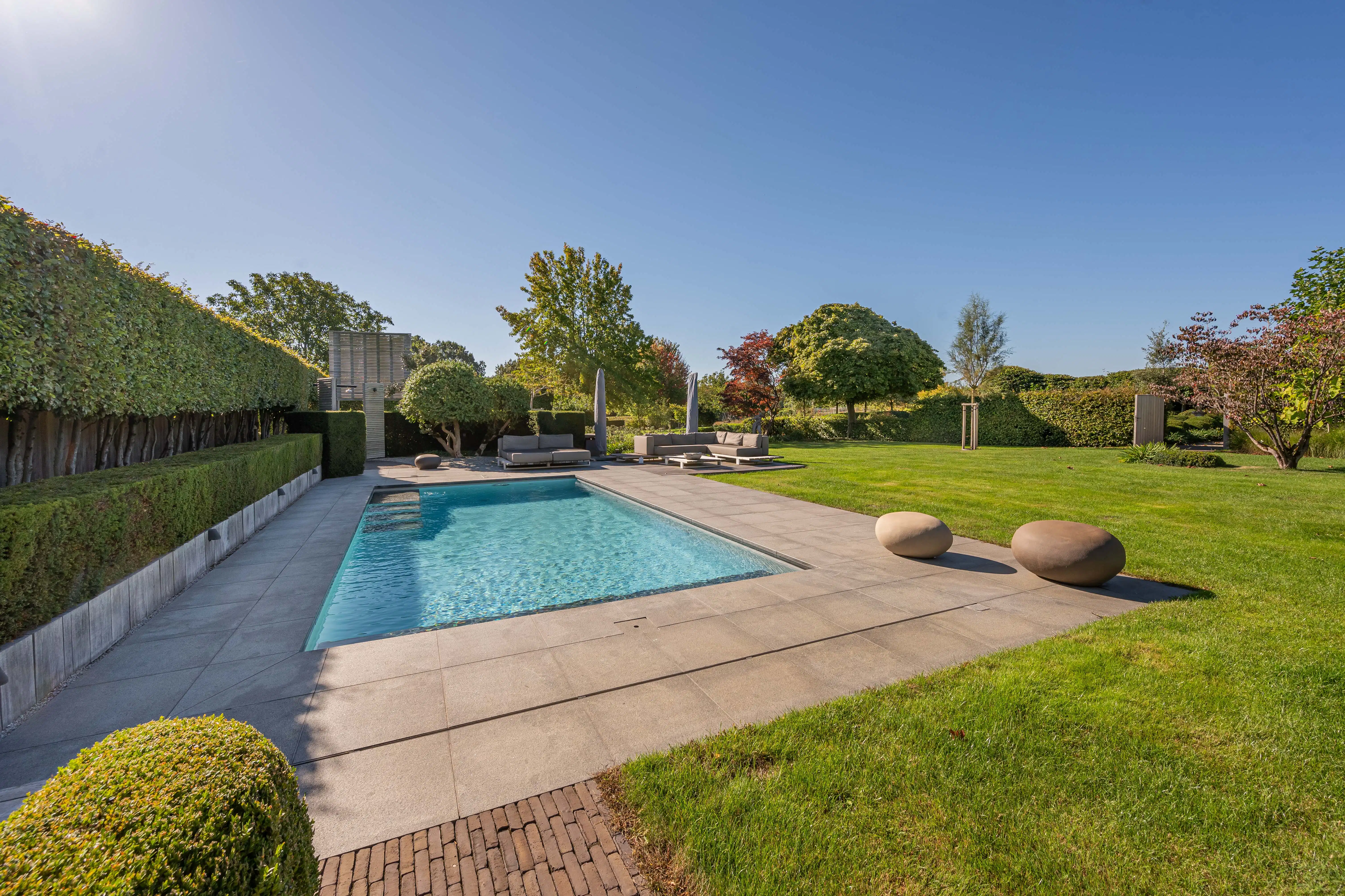Sublieme en multifunctionele eigendom met exclusieve tuin foto 43