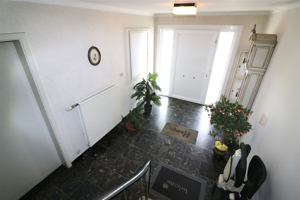 Opbrengsteigendom van 2 degelijke appartementen foto 47