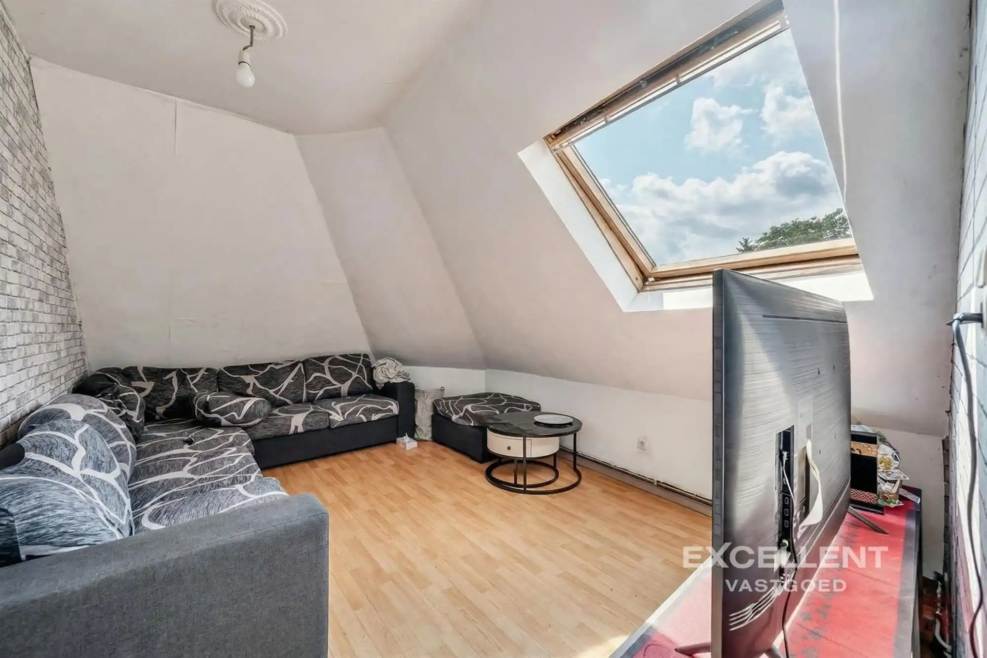 Woning met opportuniteiten te Ledeberg foto 9