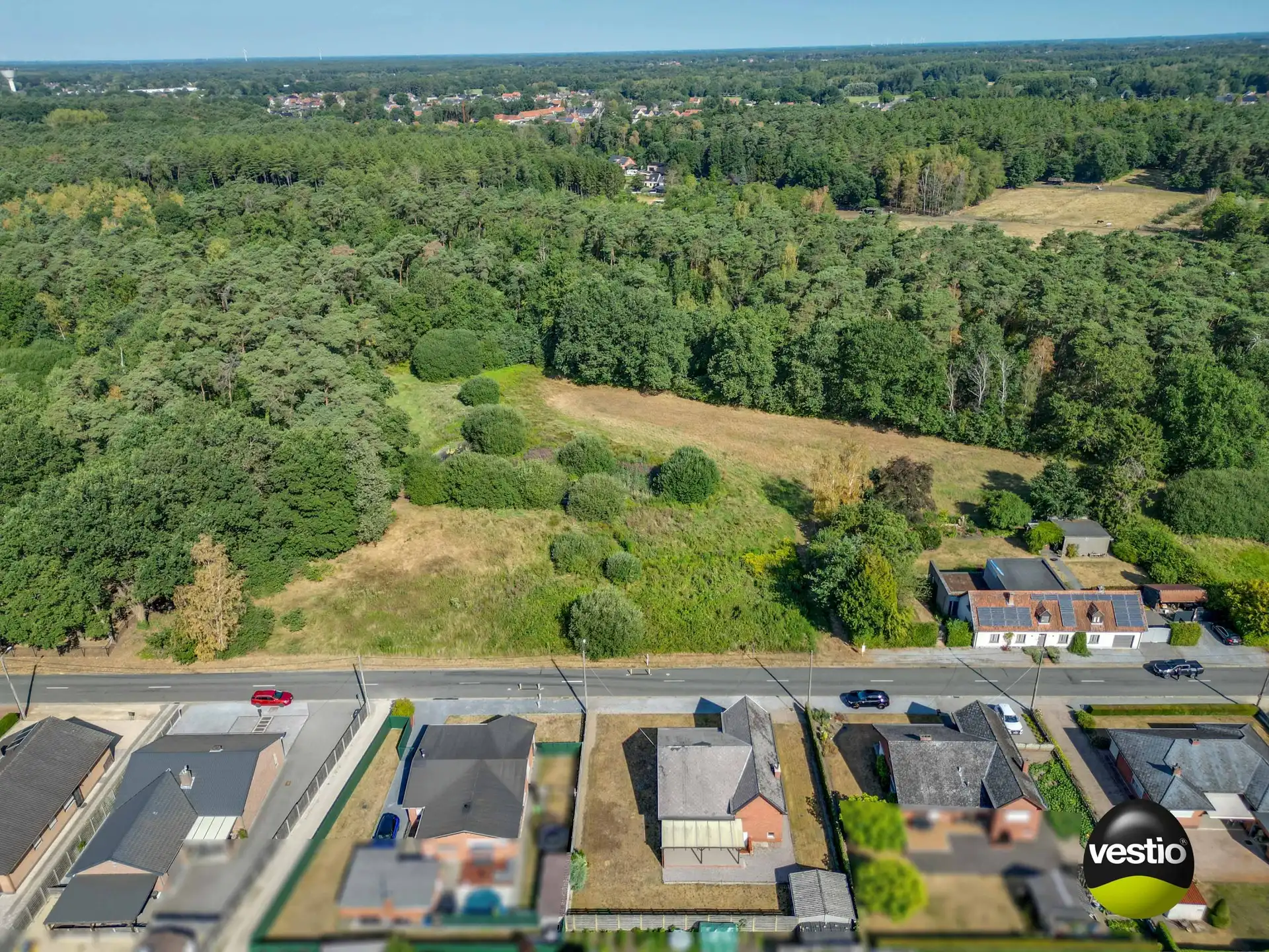 RUSTIG GELEGEN, TE RENOVEREN WONING TE STAL-KOERSEL foto 3