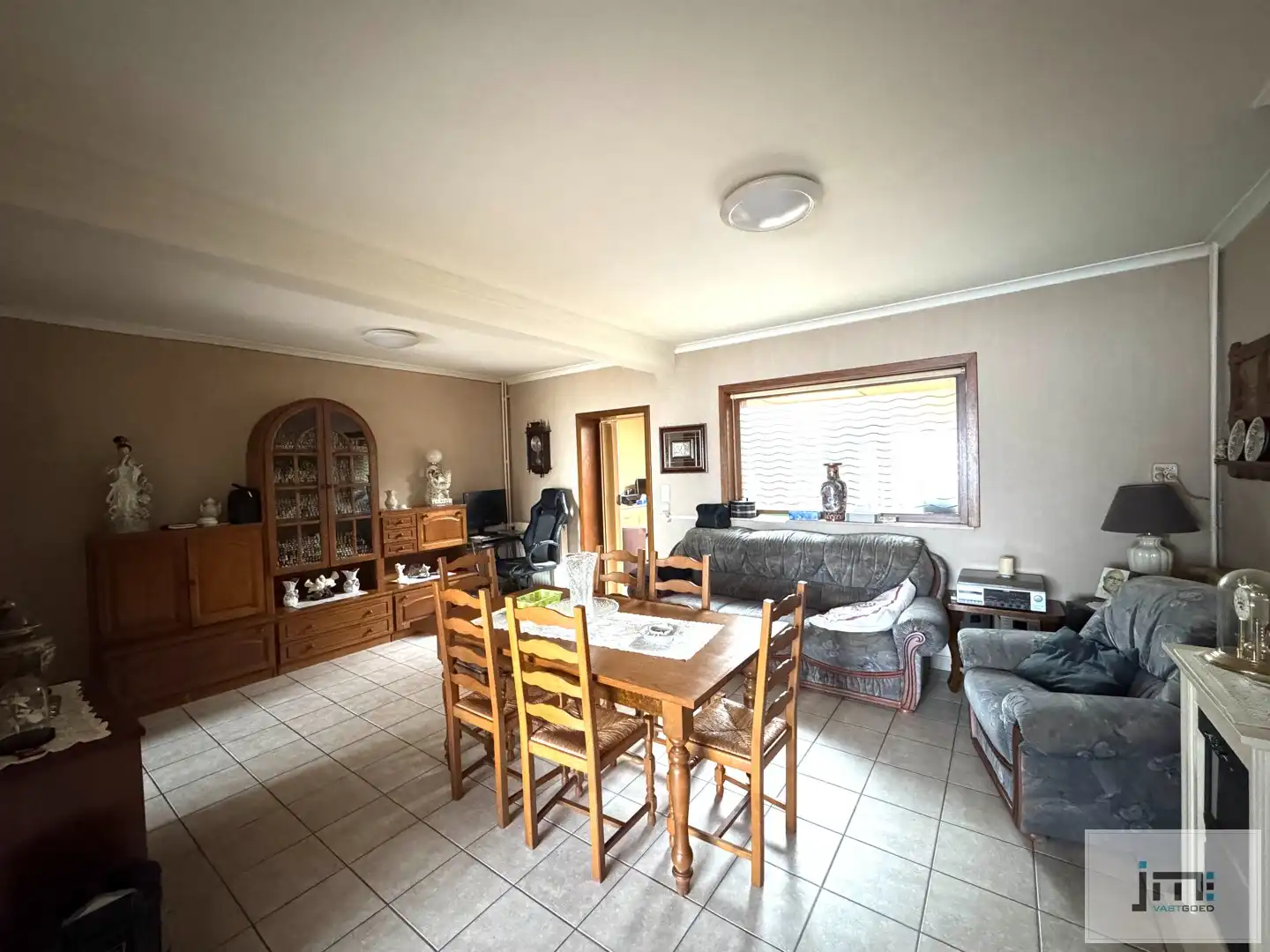 Charmante gezinswoning met tuin nabij centrum Borgloon foto 2