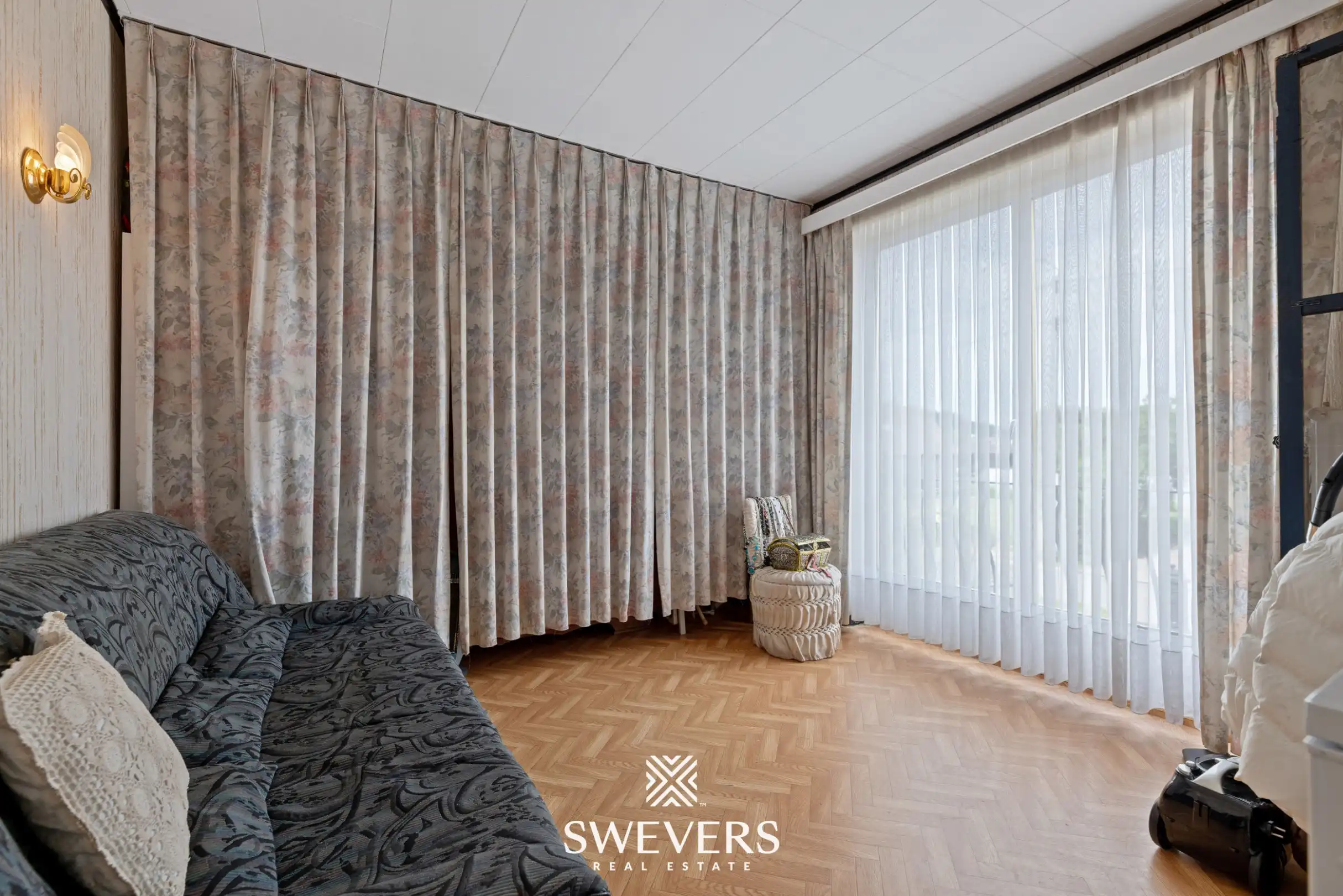 Gelijkvloerse woning op ruim perceel van 9a 25ca  foto 12