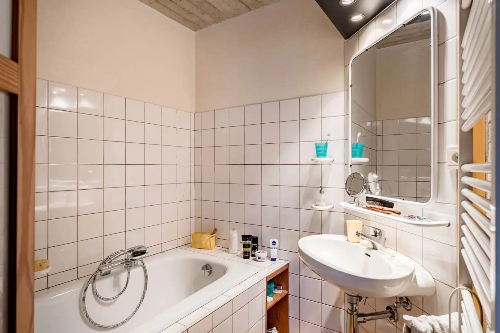 Gezinswoning met zuidgerichte tuin en garage, 5a 85ca foto 16