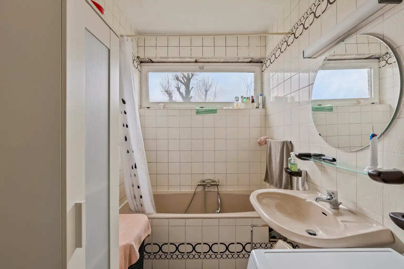 Instapklaar 2 slaapkamer appartement op 2de verdieping foto 7