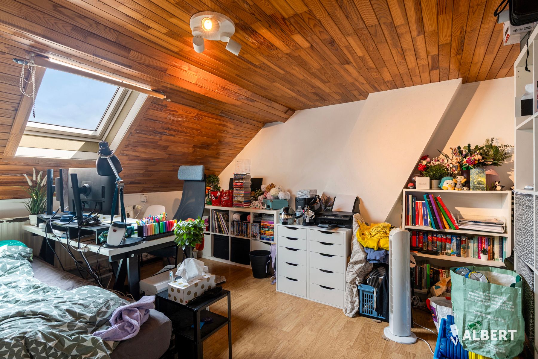 Opgrefriste opbrengsteigendom met 2 appartemente in Roosdaal foto 15