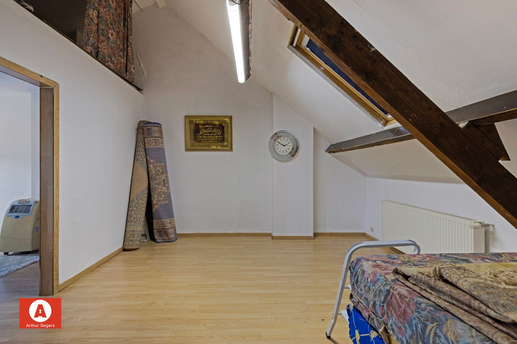 6 slaapkamers: ruime gezinswoning centrum Lebbeke. foto 23