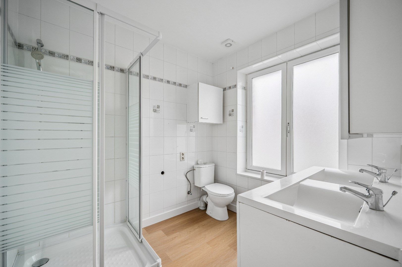 Opbrengsteigendom met 2 appartementen en een handelspand in het hart van Tienen foto 26