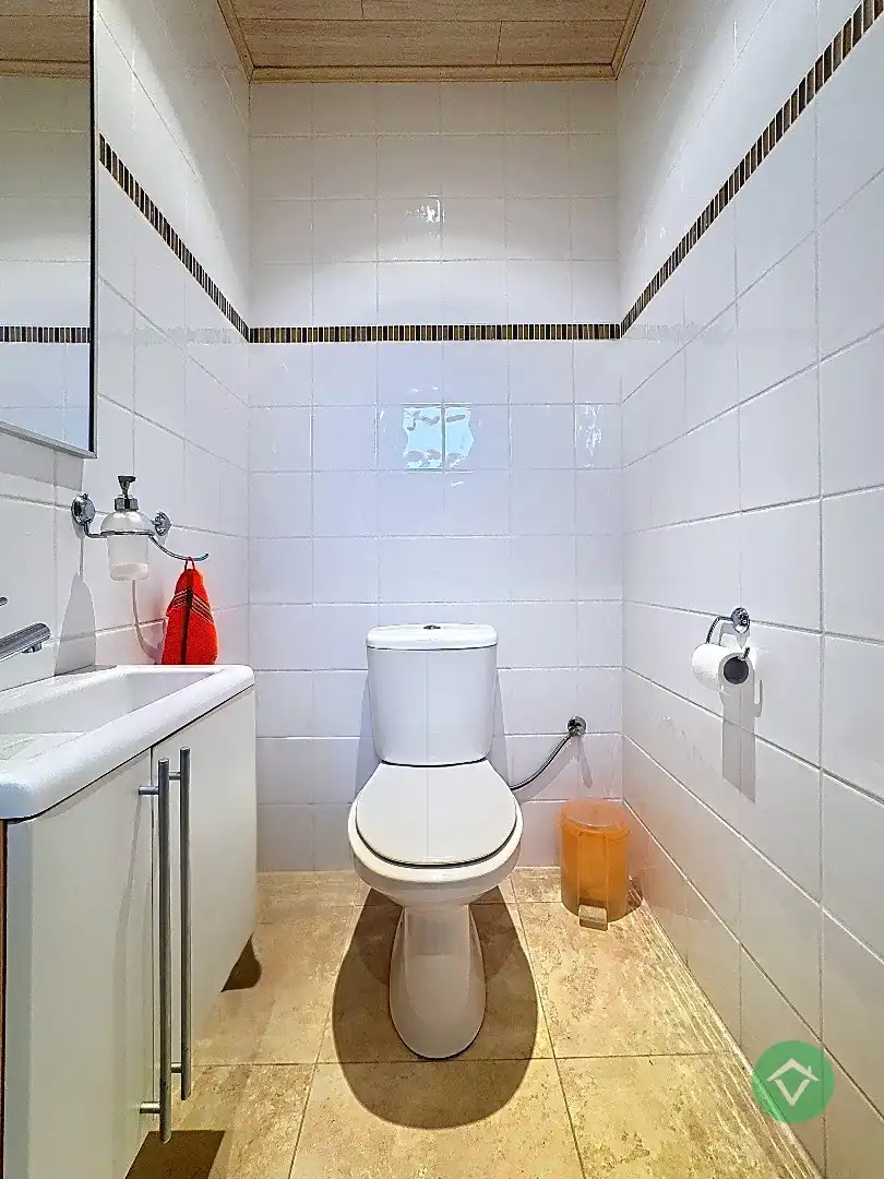 Woning met 4 slaapkamers en garage te Gistel  foto 3