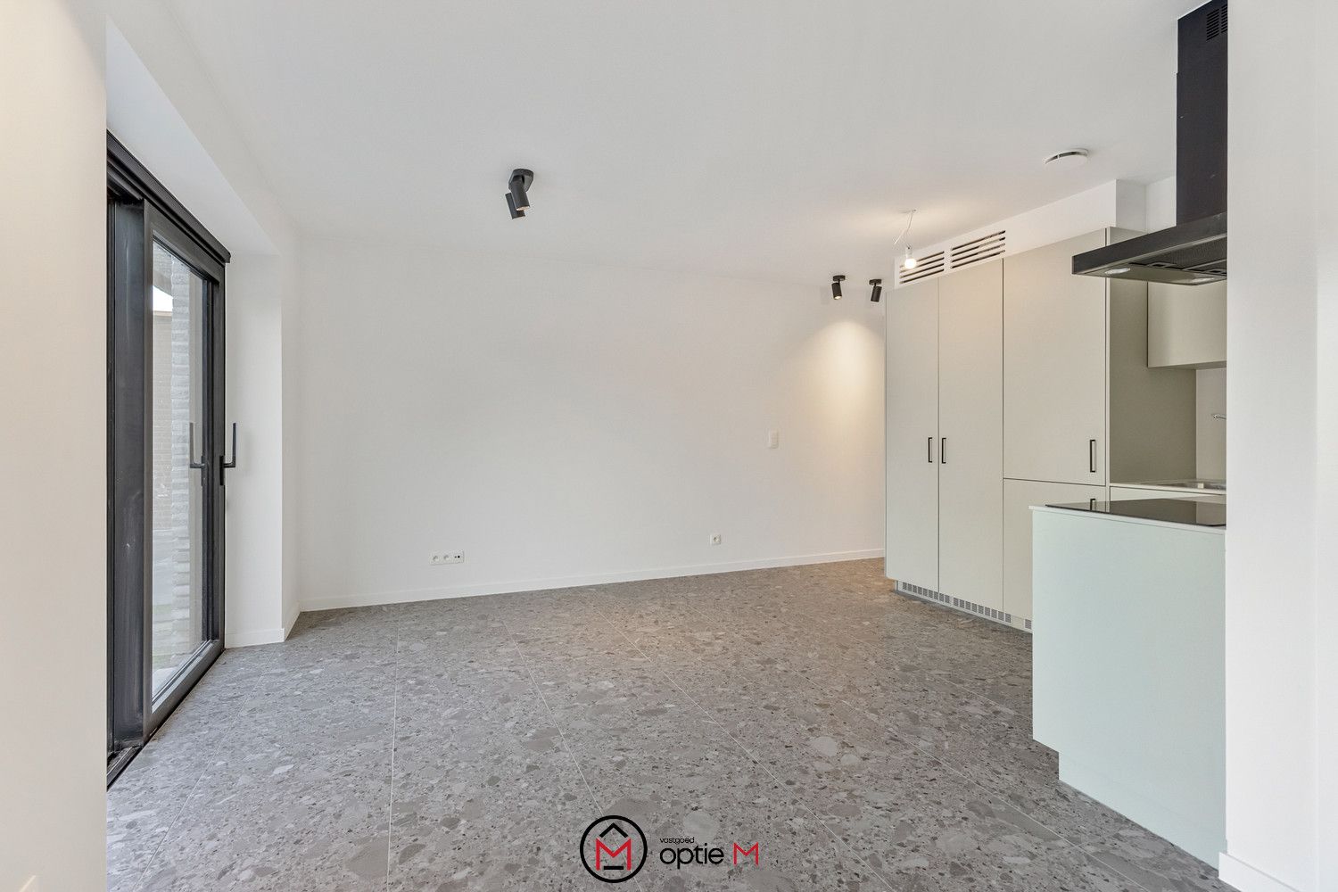 Wonen in het hart van Hasselt – slimme, complete studio foto 2