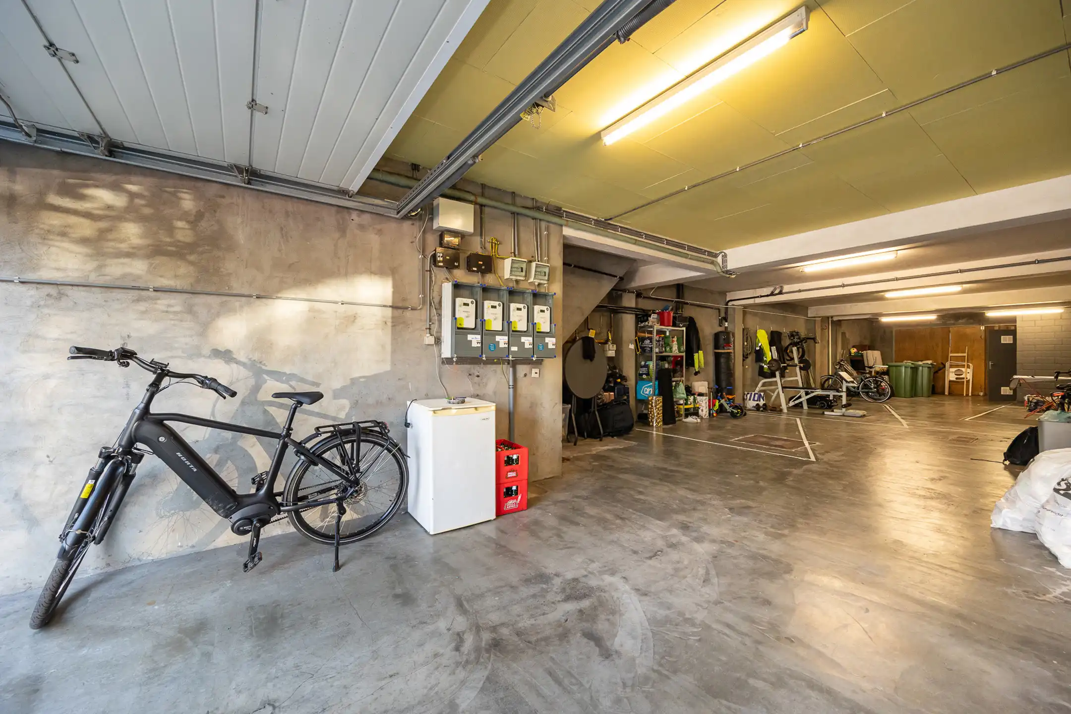 Uniek opbrengsteigendom op top locatie (3 app + 3 parkings) foto 32