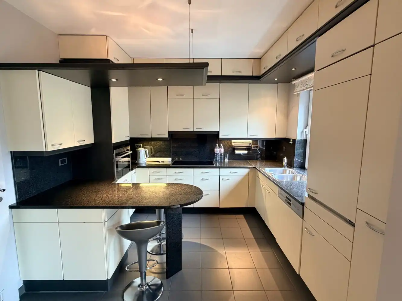 Bemeubeld 2-slaapkamerappartement van 150m² met 2 terrassen en zicht op de Dijle. foto 11