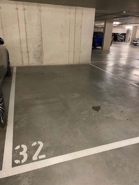 Ondergrondse parkeerplaats in Belisiapark te Bilzen foto {{pictureIndex}}