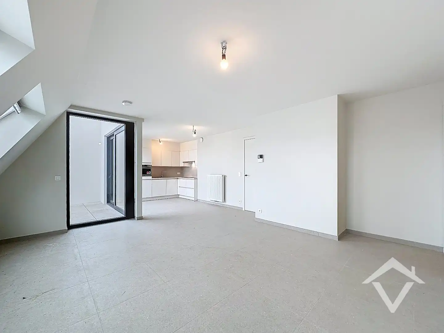 Uniek nieuwbouw appartement met 2 slaapkamers en veel zonlicht te Eernegem foto 9