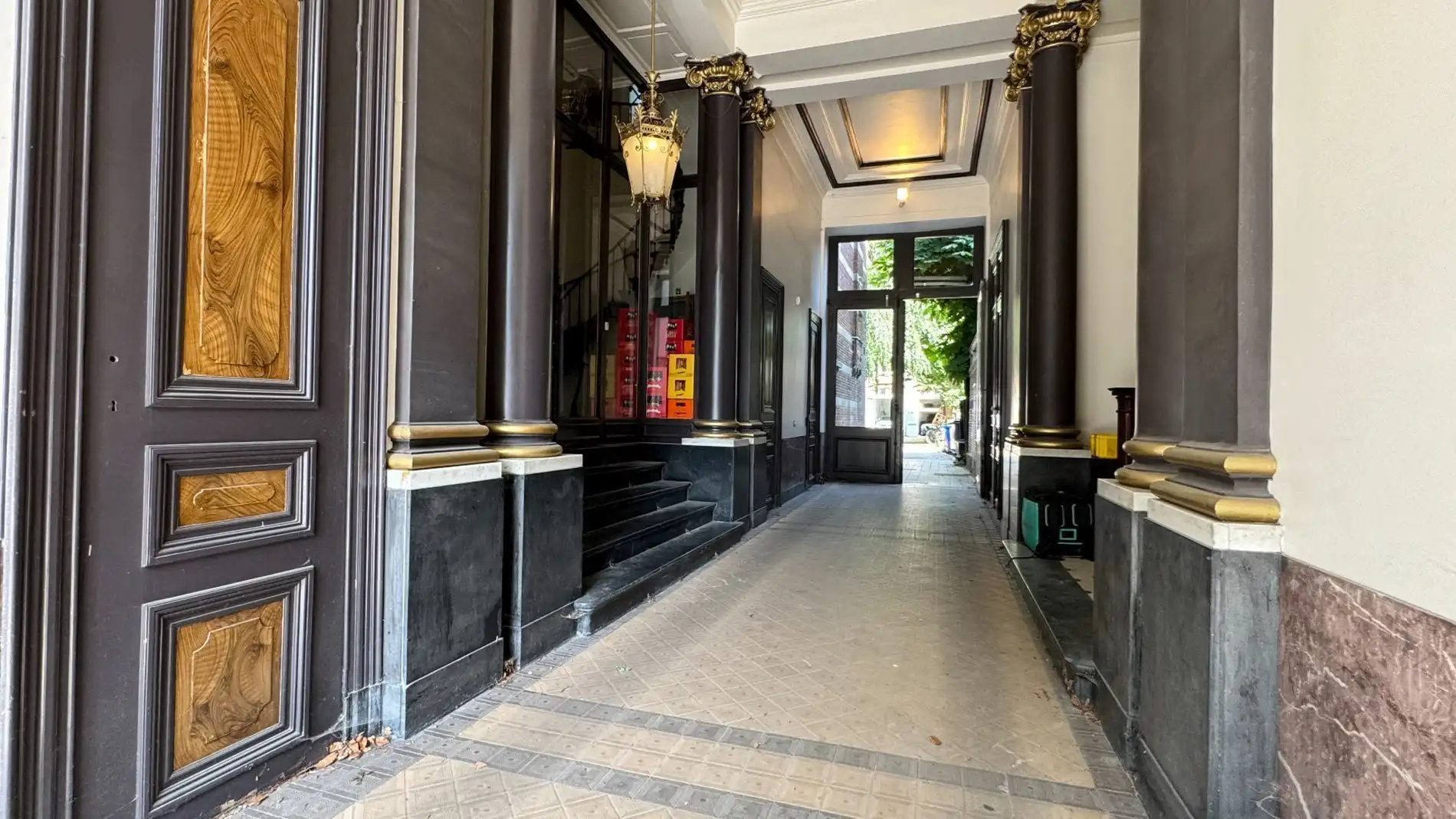 Kantoren te huur in riante herenwoning in centrum Gent foto 2