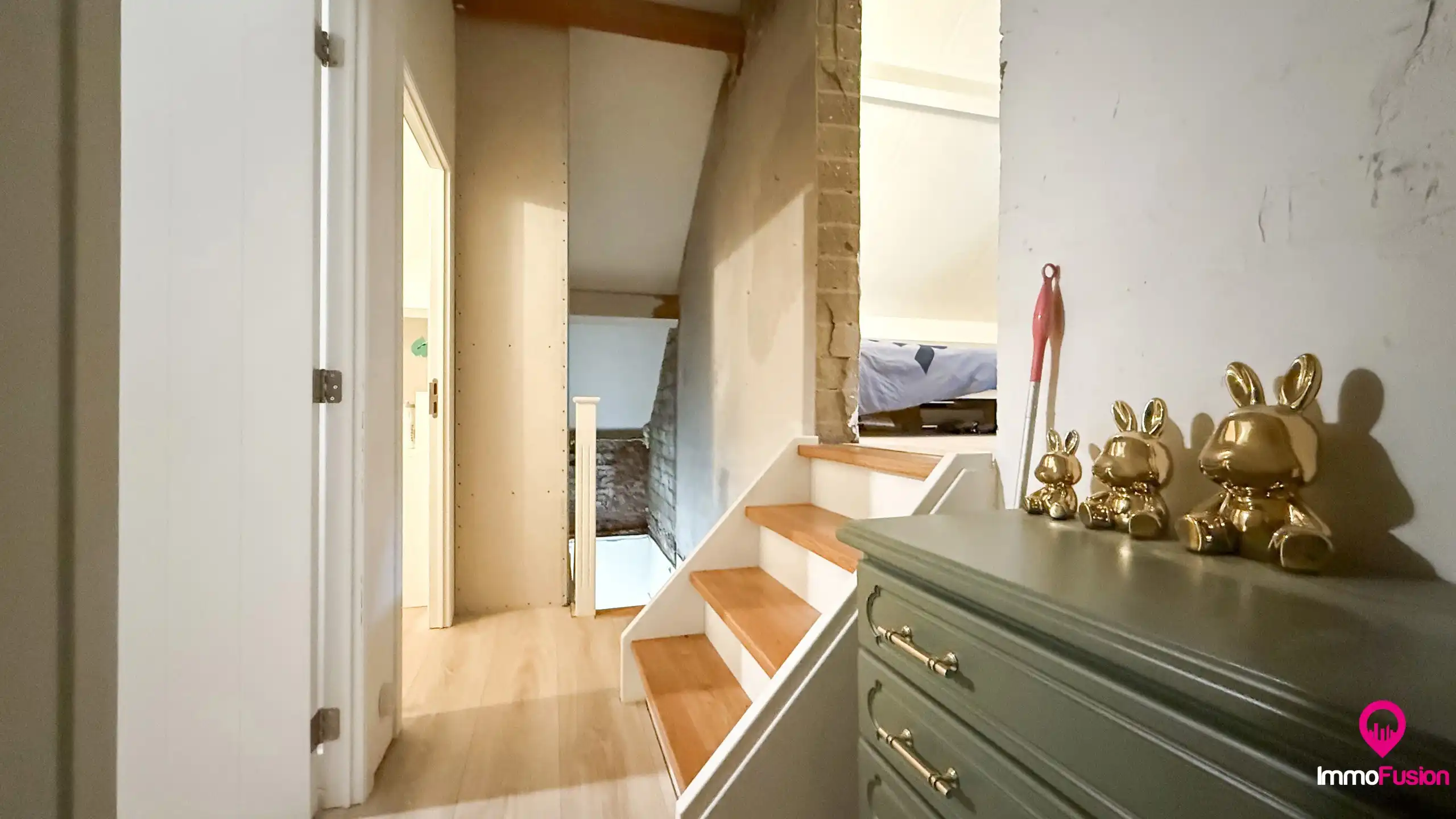 Zeer ruim wonen met 5 slpks en rustig gelegen! foto 25