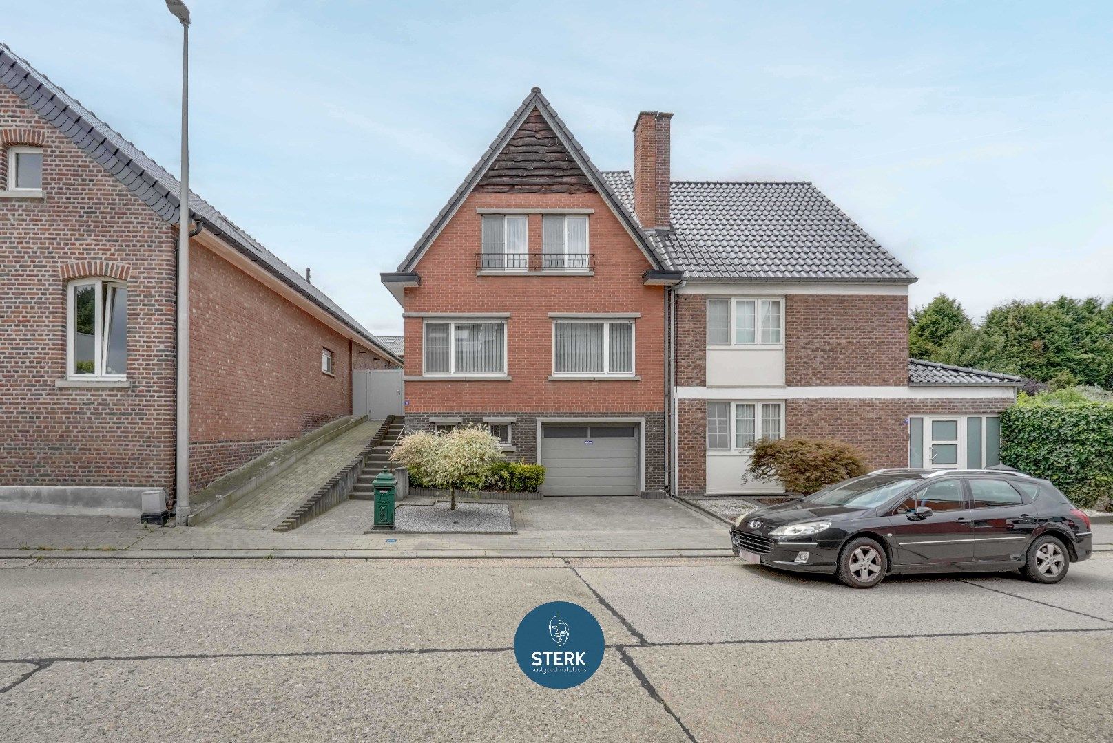 OP TE KNAPPEN GEZINSWONING MET VEEL CHARME TE EIGENBILZEN !  foto 26