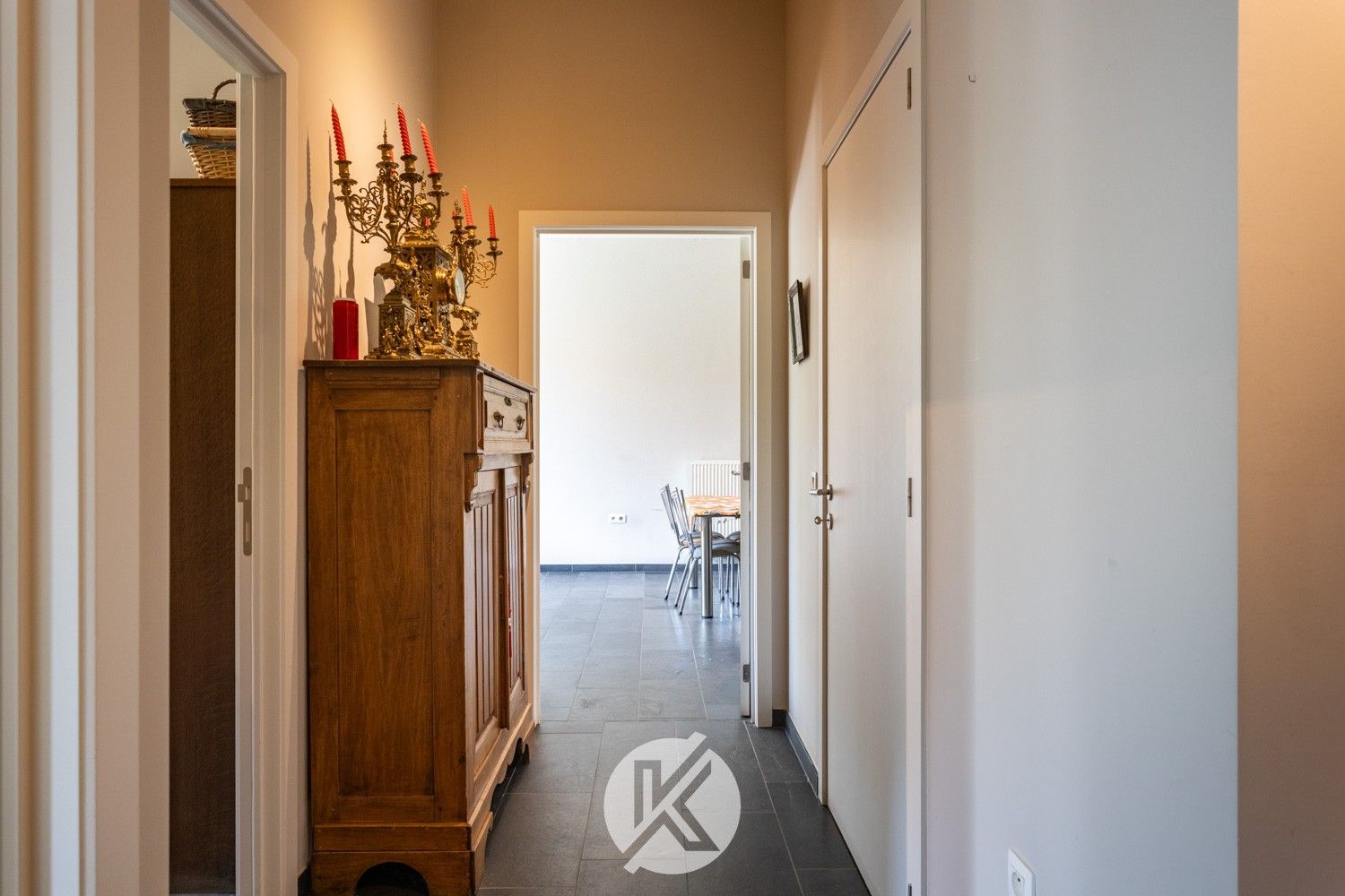 Assistentieflat met 2 slaapkamers nabij centrum Herzele foto 6