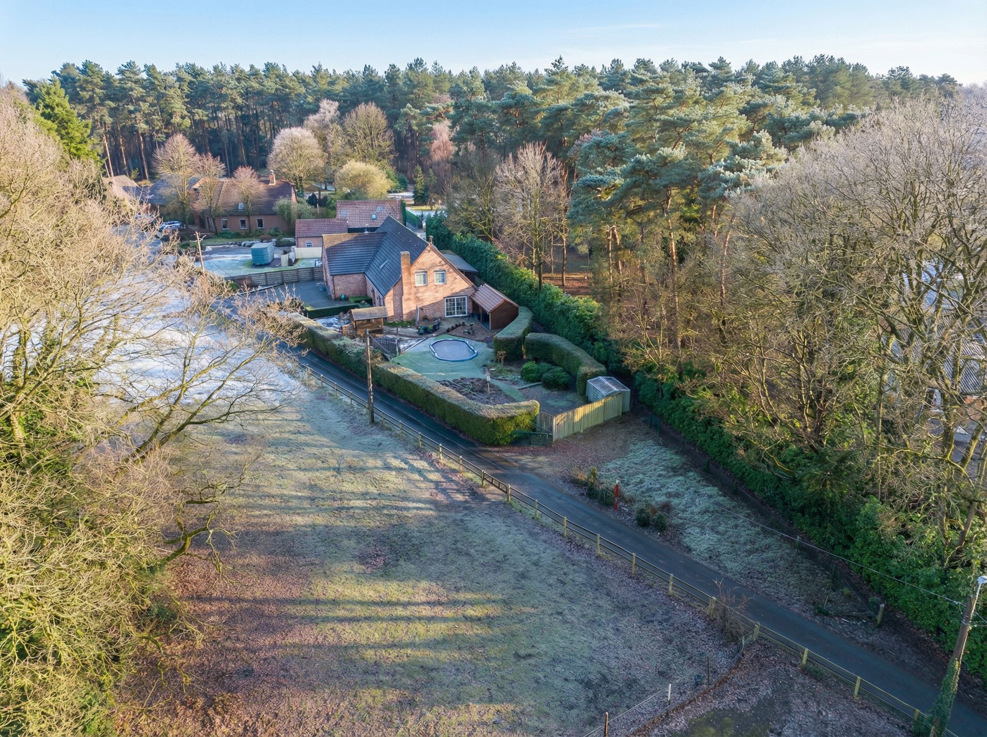 Ruime en lichtrijke gezinswoning te koop in Zandhoven foto 23