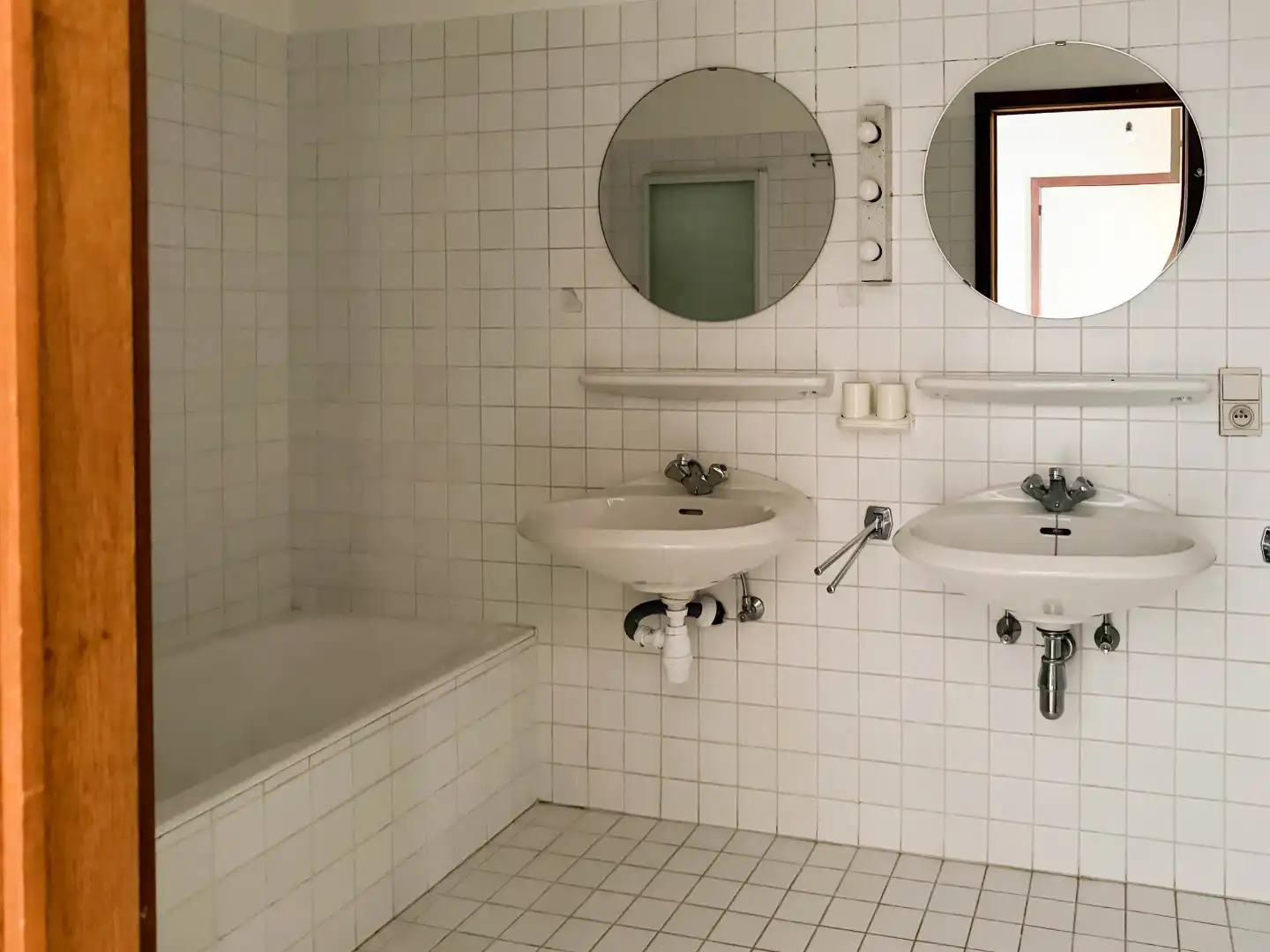 centraal gelegen appartement met prachtig zicht op de Halletoren foto 18