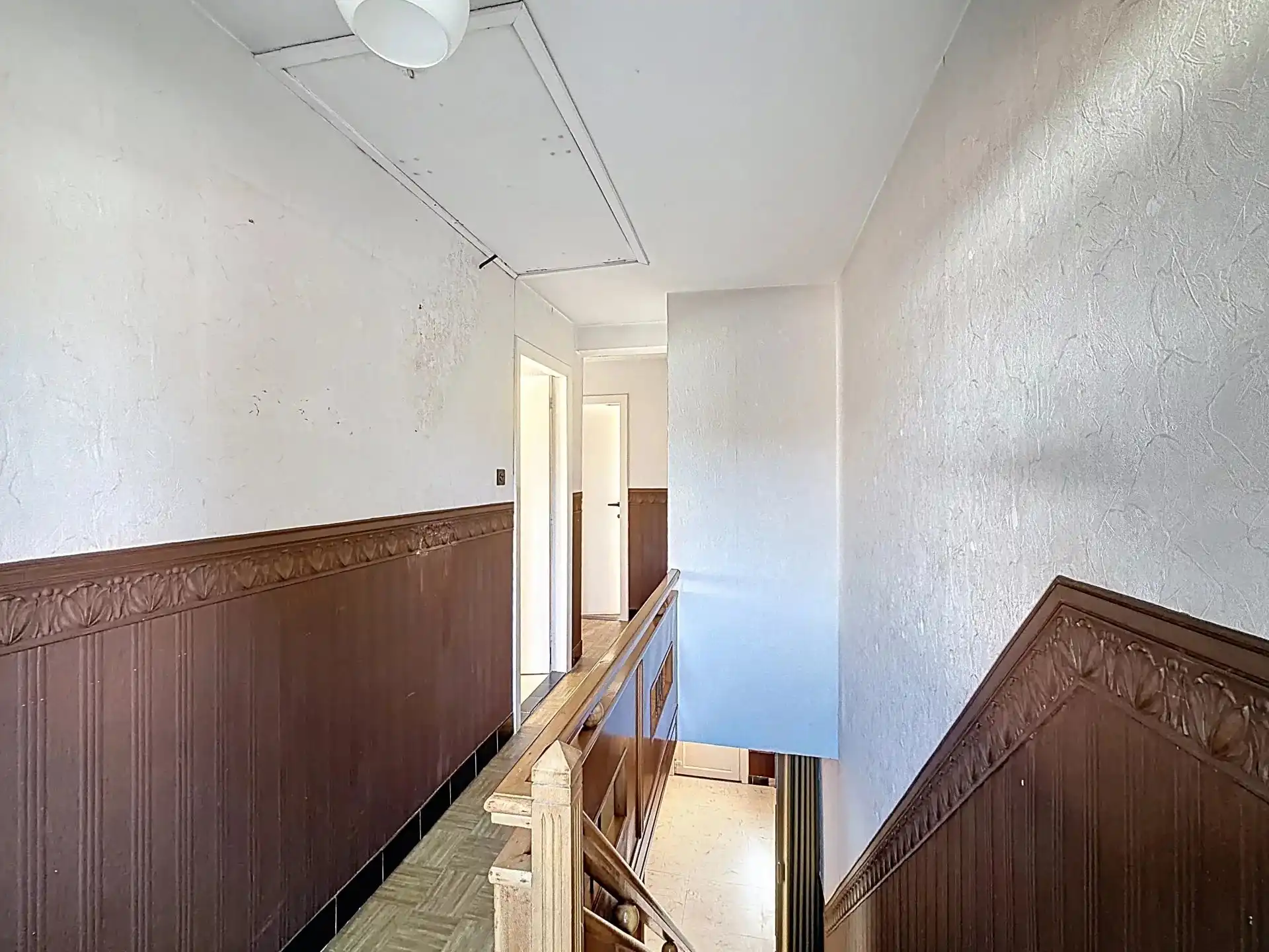 Halfopen bebouwing met 3 slaapkamers en een ruime tuin. foto 15