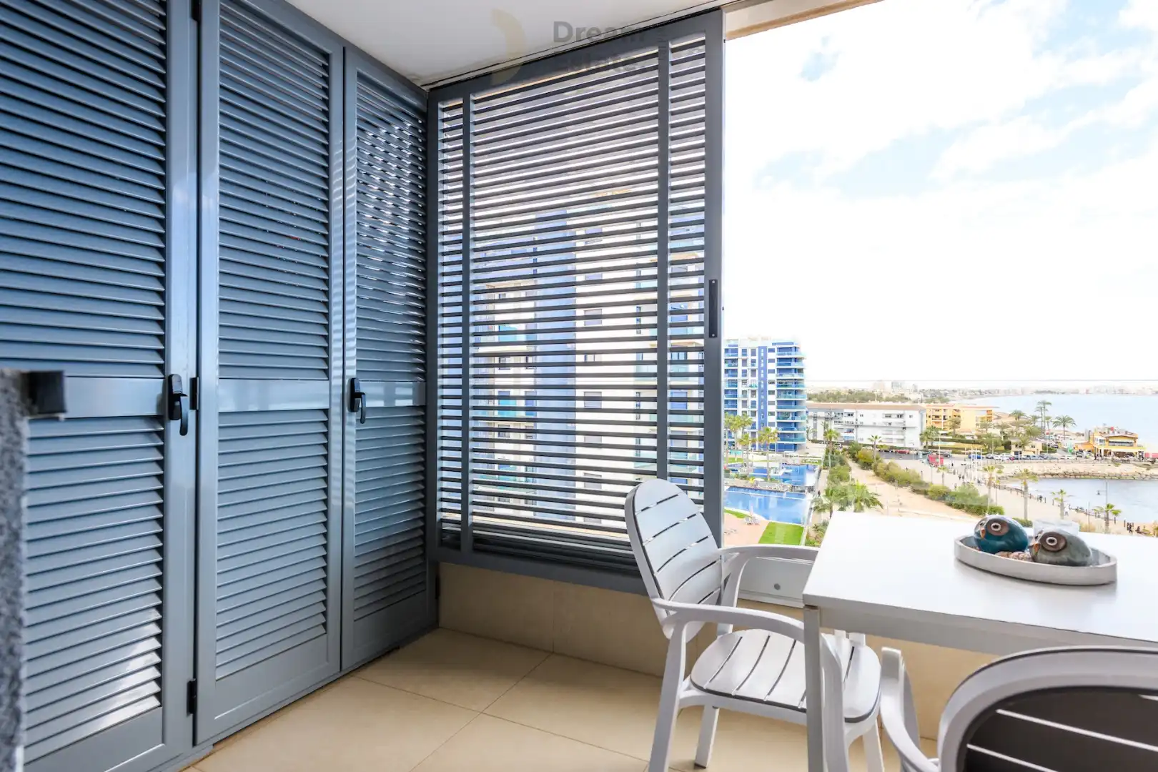 Eerstelijns appartement met zuidgericht terras en zeezicht. foto 17