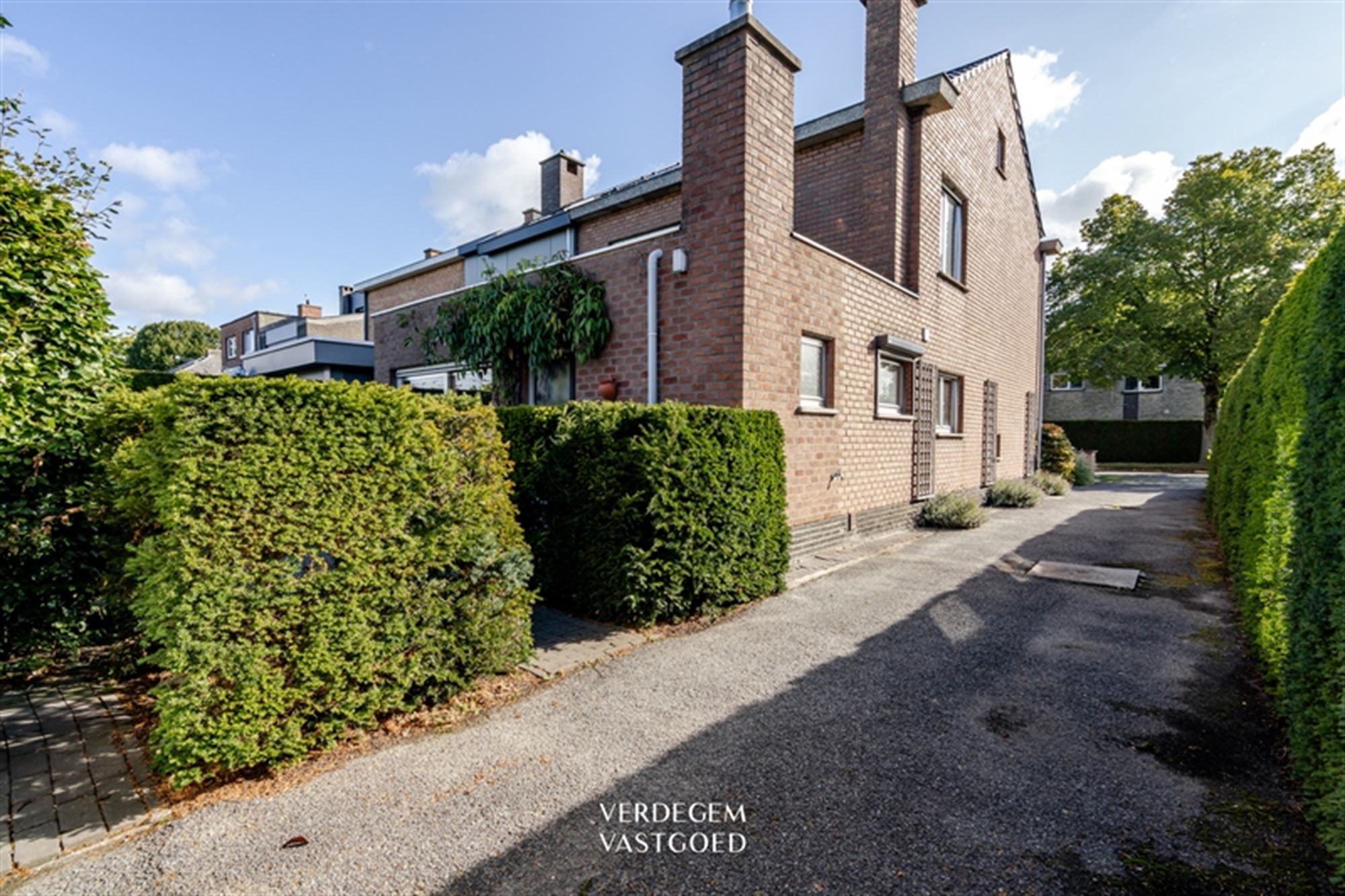 Fijne halfopen woning met 3 slaapkamers, tuin en garage in Wondelgem foto 24