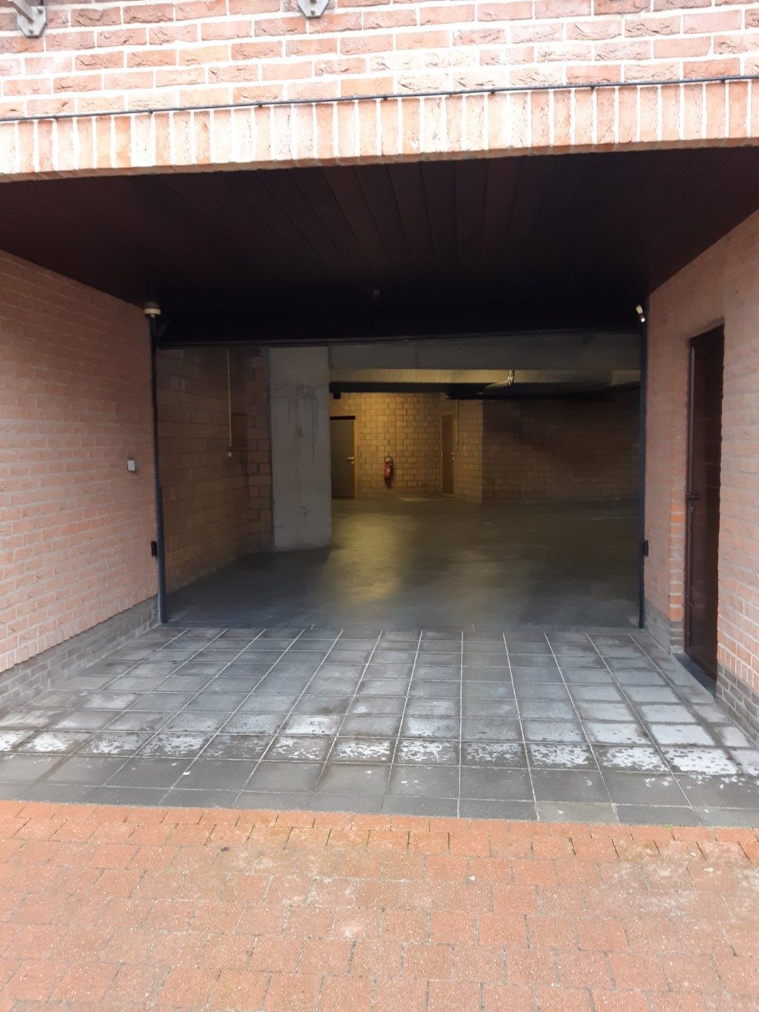 Staanplaats te huur in de Westkapellestraat foto 3