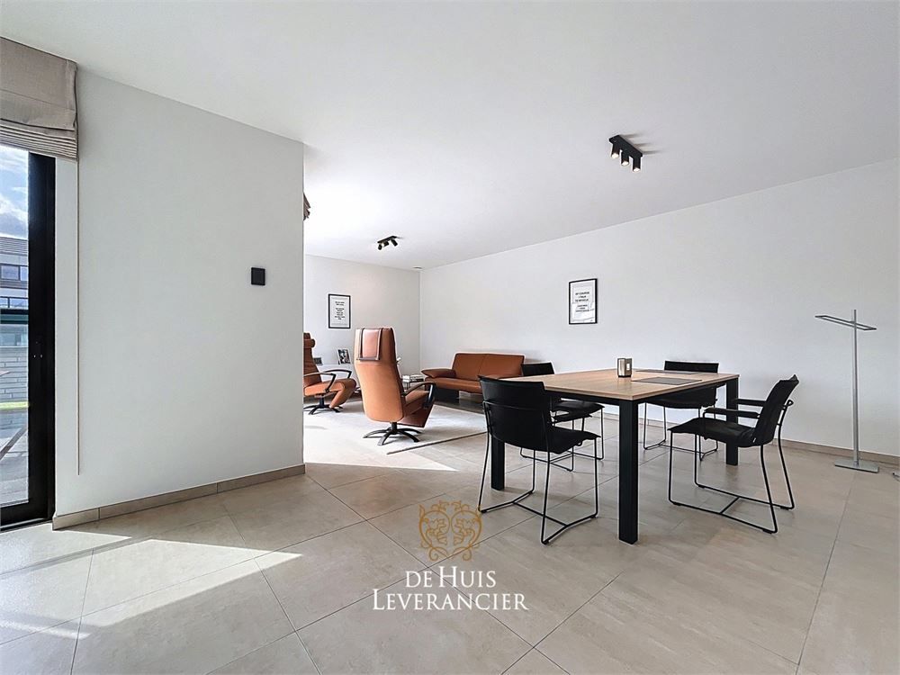 Discrete luxe & tijdloze elegantie : subliem nieuwbouwappartement met terras en gemeenschappelijk tuin te koop in Boechout foto 18