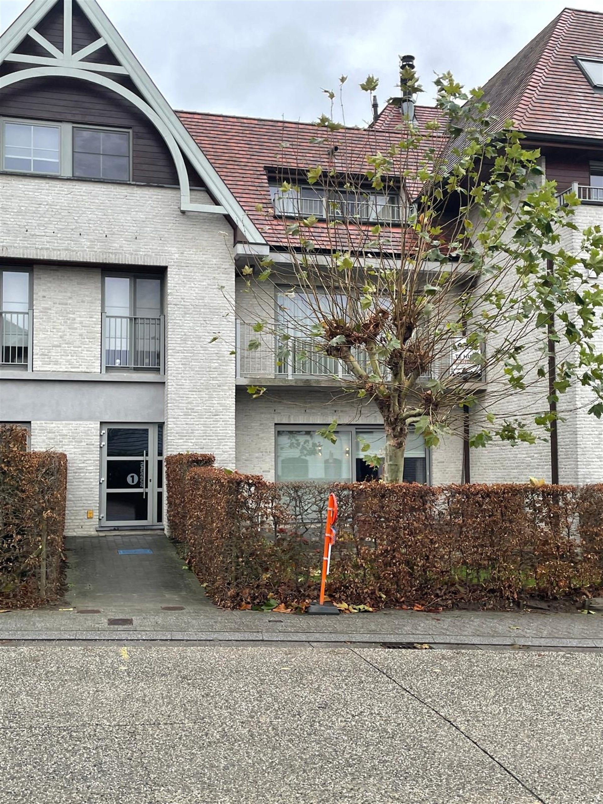 Modern 2-slaapkamerappartement in een stijlvol landelijk gebouw foto 24