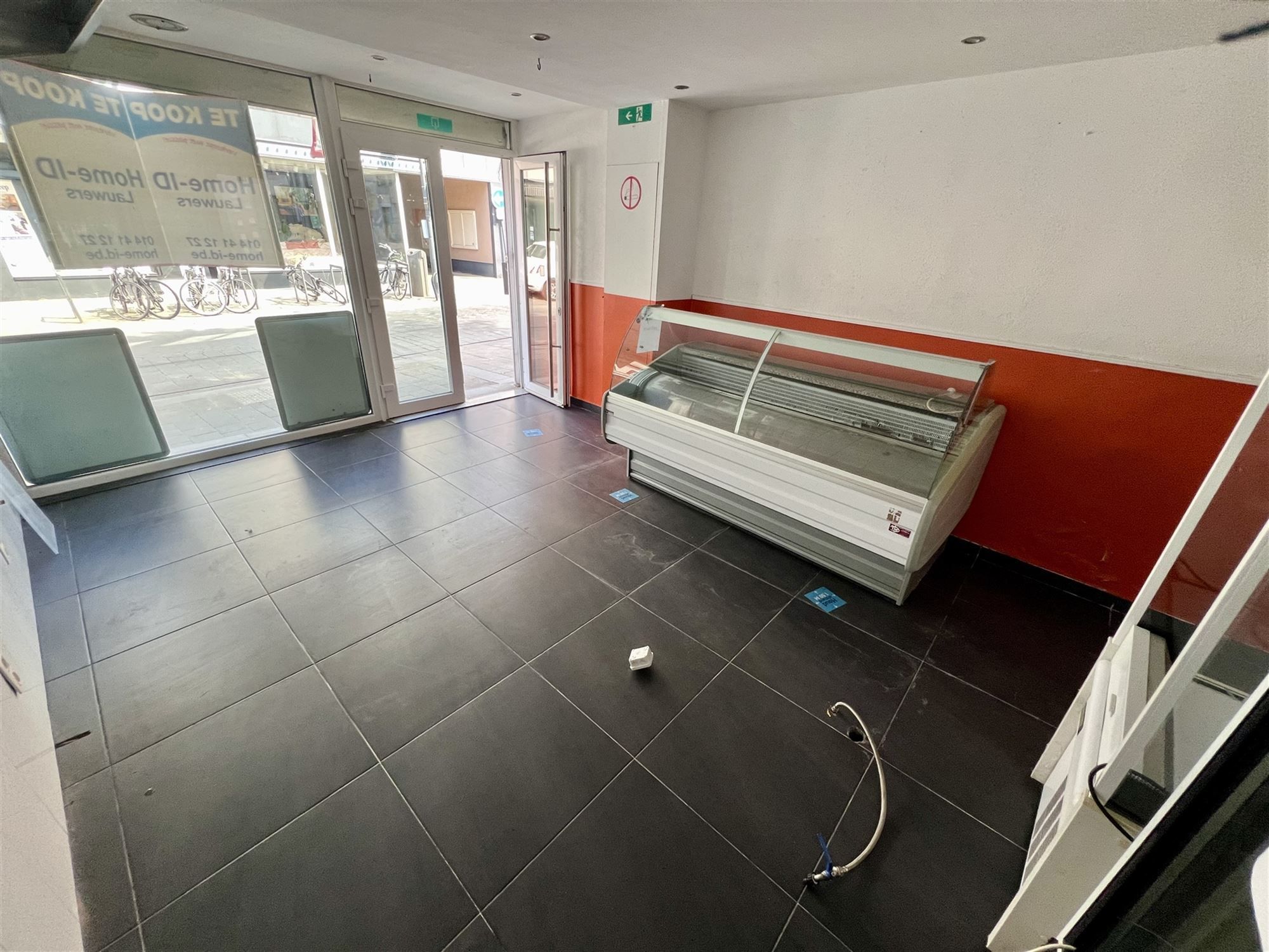 Halve losbouw handelswoning met 4 slaapkamers foto 4