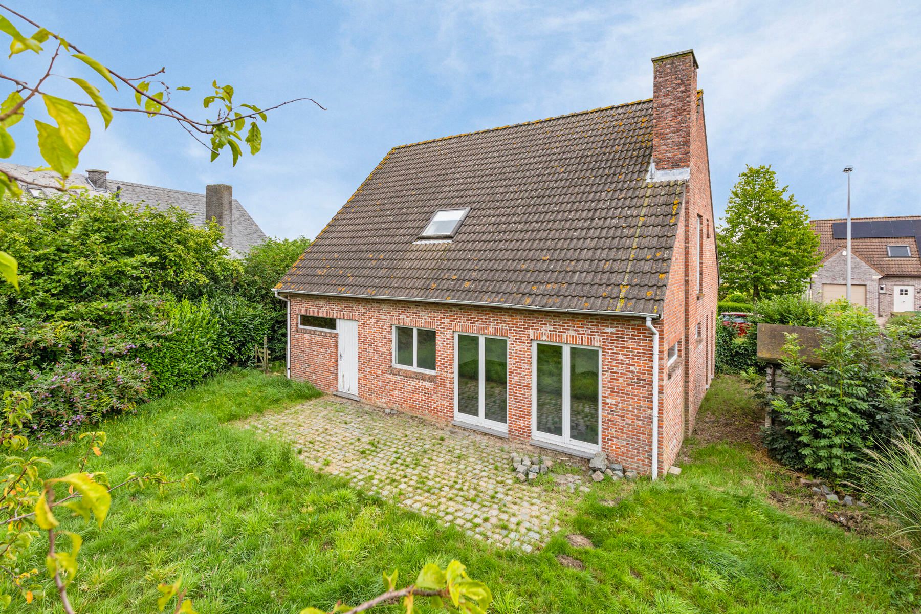 Te renoveren woning met drie kamers en tuin op toplocatie! foto 30