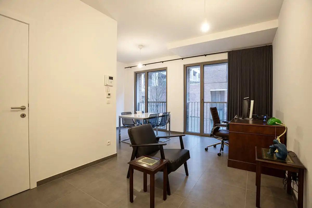 Instapklaar 1-slaapkamer appartement in Quartier Bleu foto 6